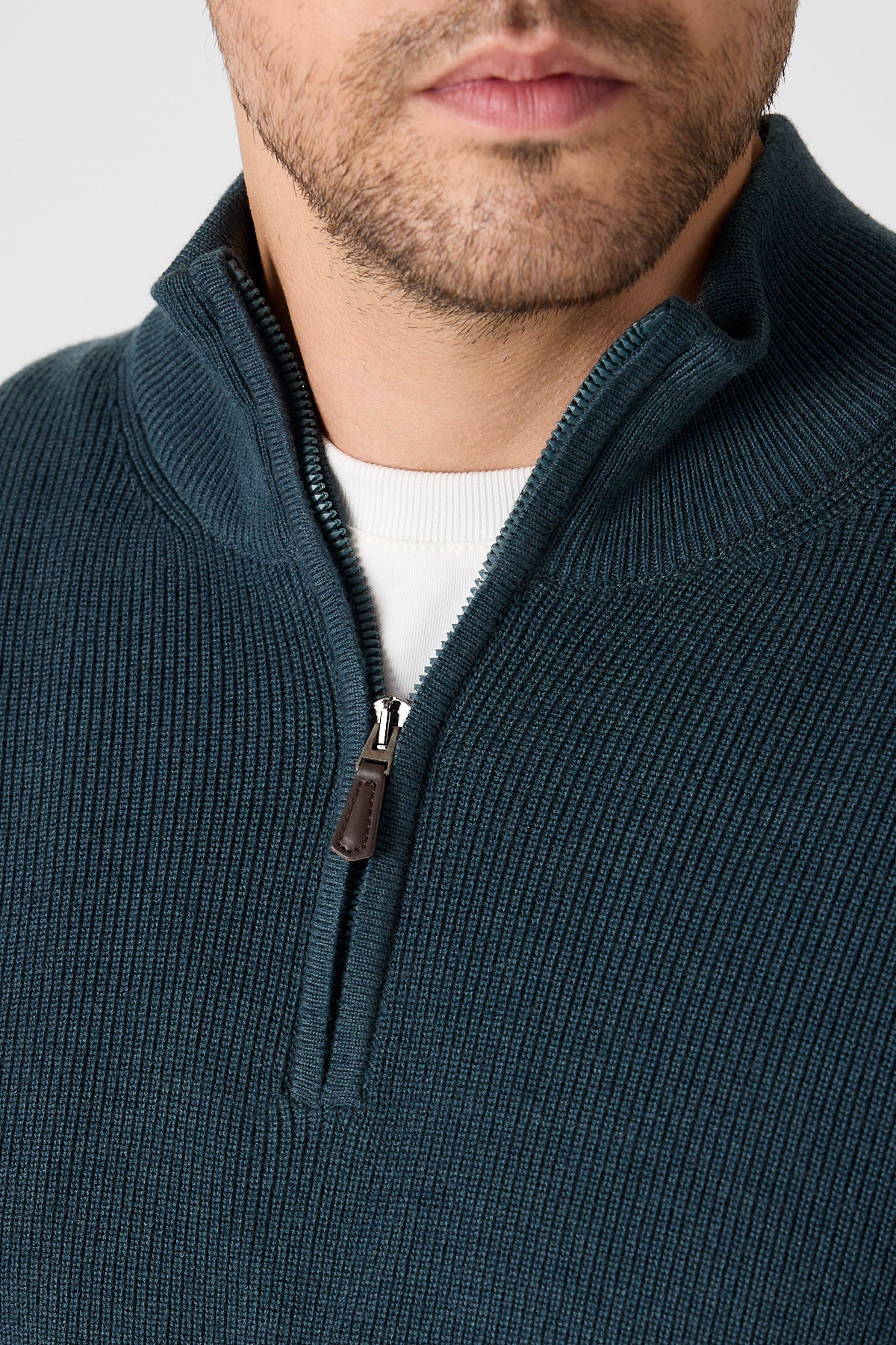 Casual Dark Green Quarter Zip Pullover With Contrast Collar Accent