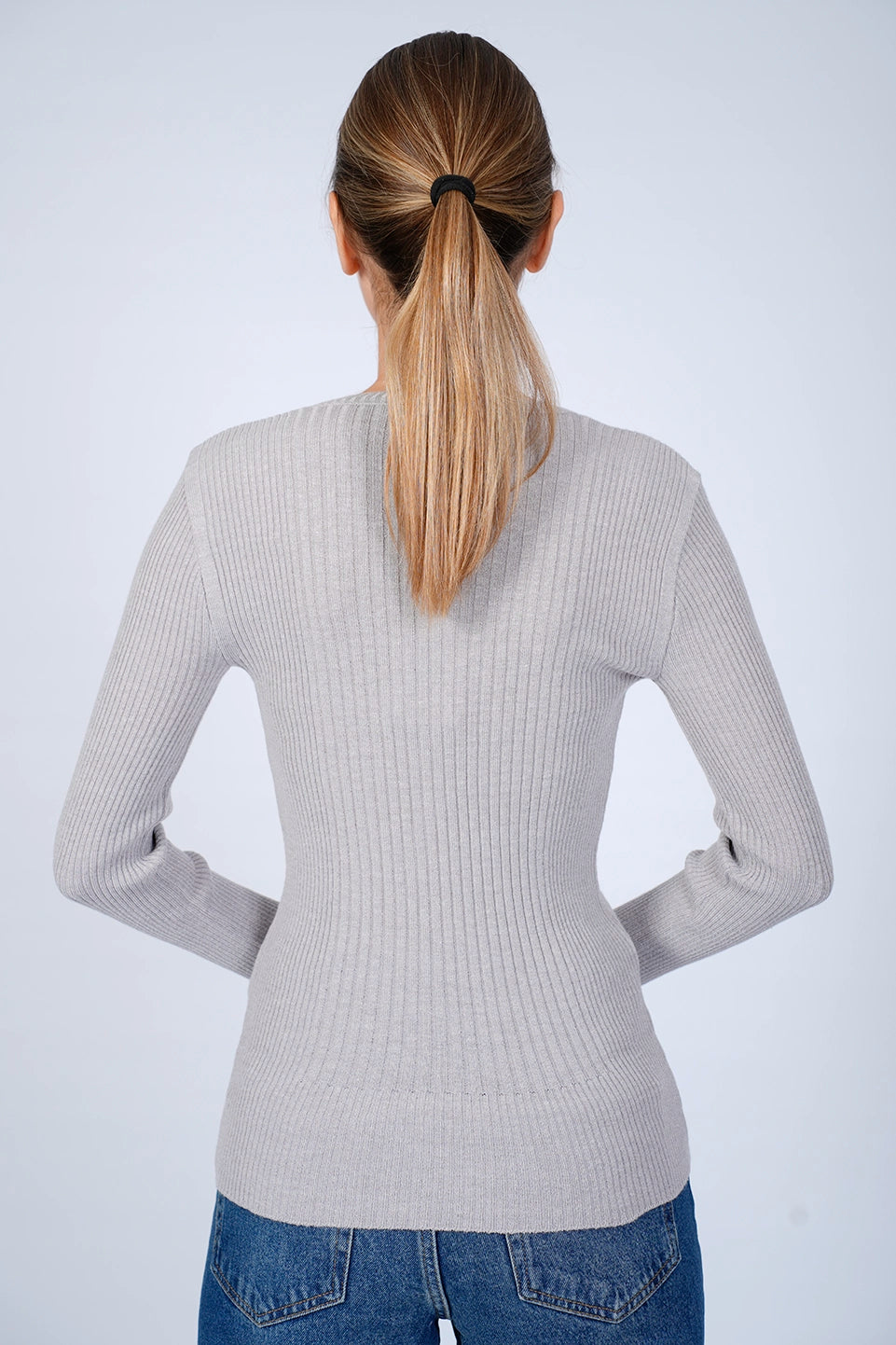 Round Neck Grey Ripped Knit Wear