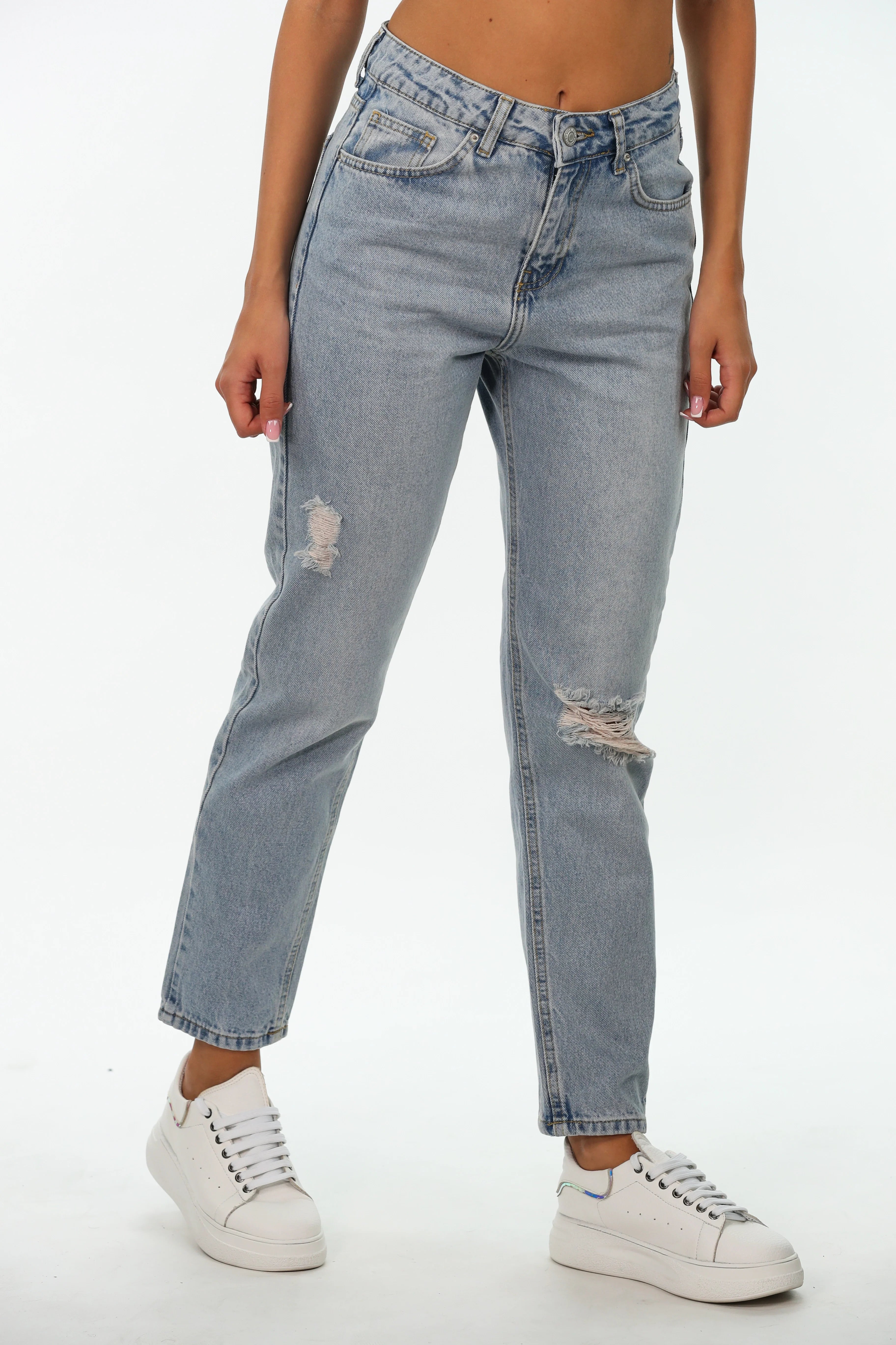 Mom Fit Light Blue Knee Ripped Jeans