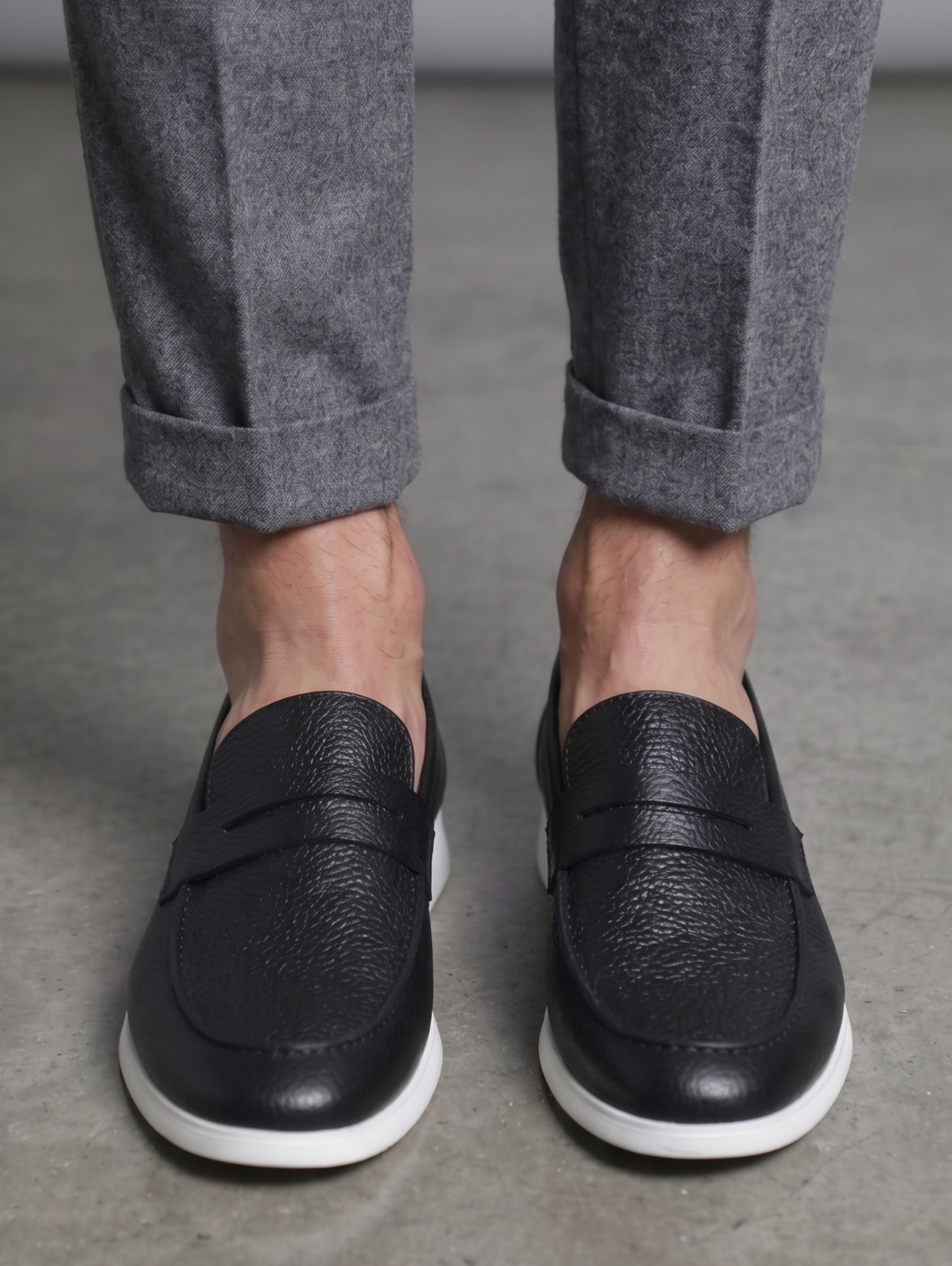 Black Leather Loafers With Modern Smart Casual Design