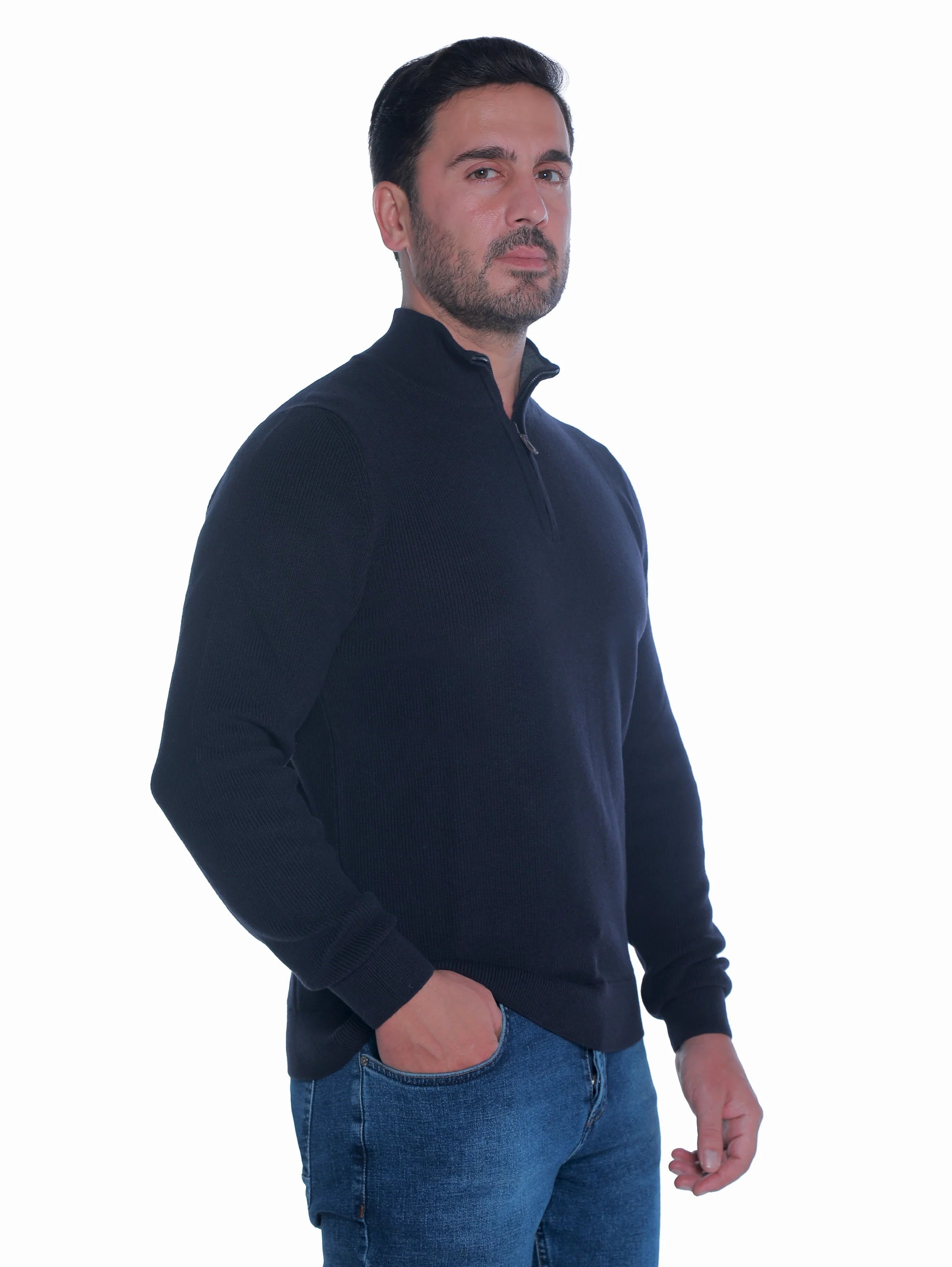 Long Sleeved Navy Pullover With Thin Ribbed Design
