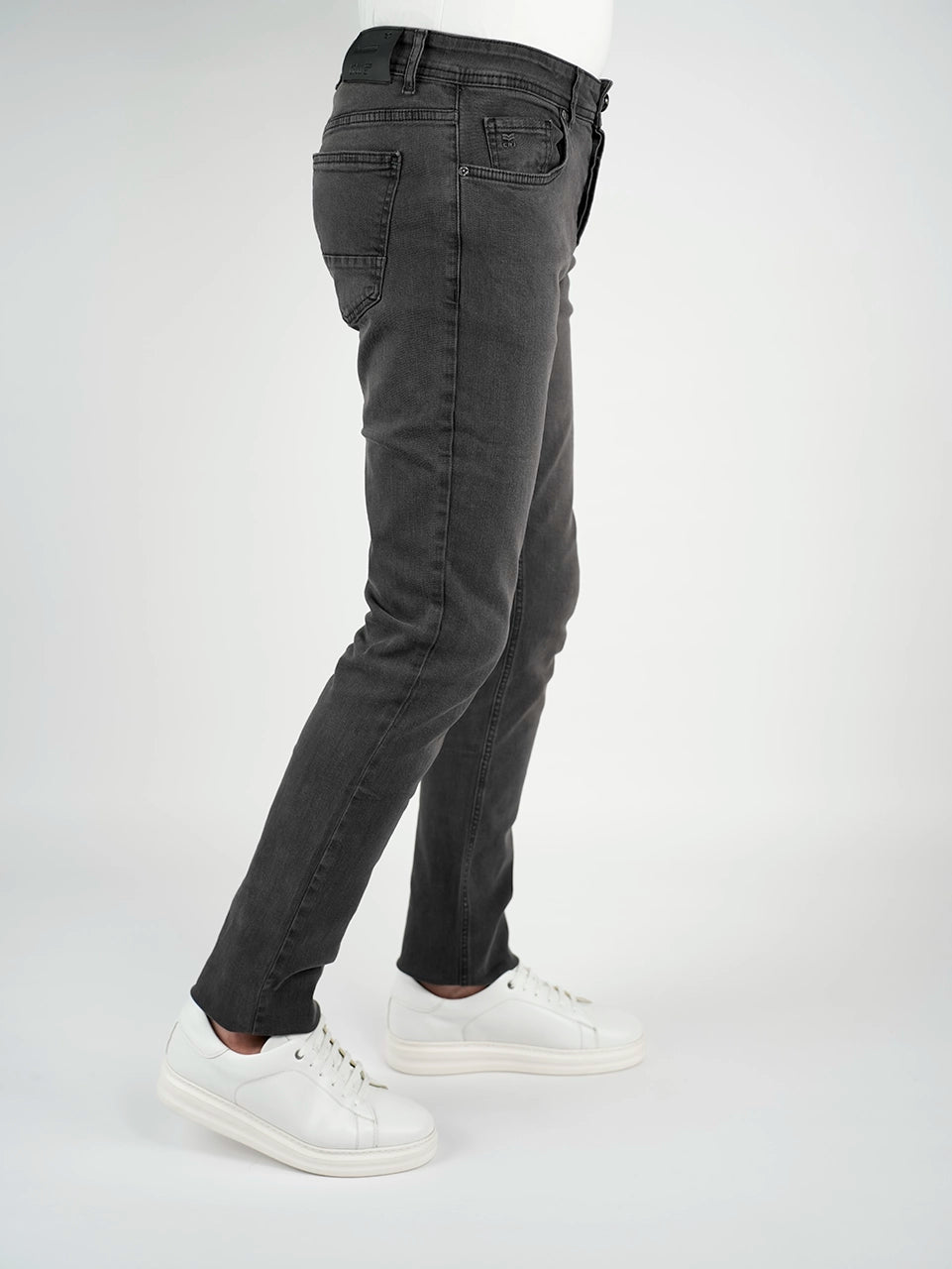 Antracite Slim Straight Jeans