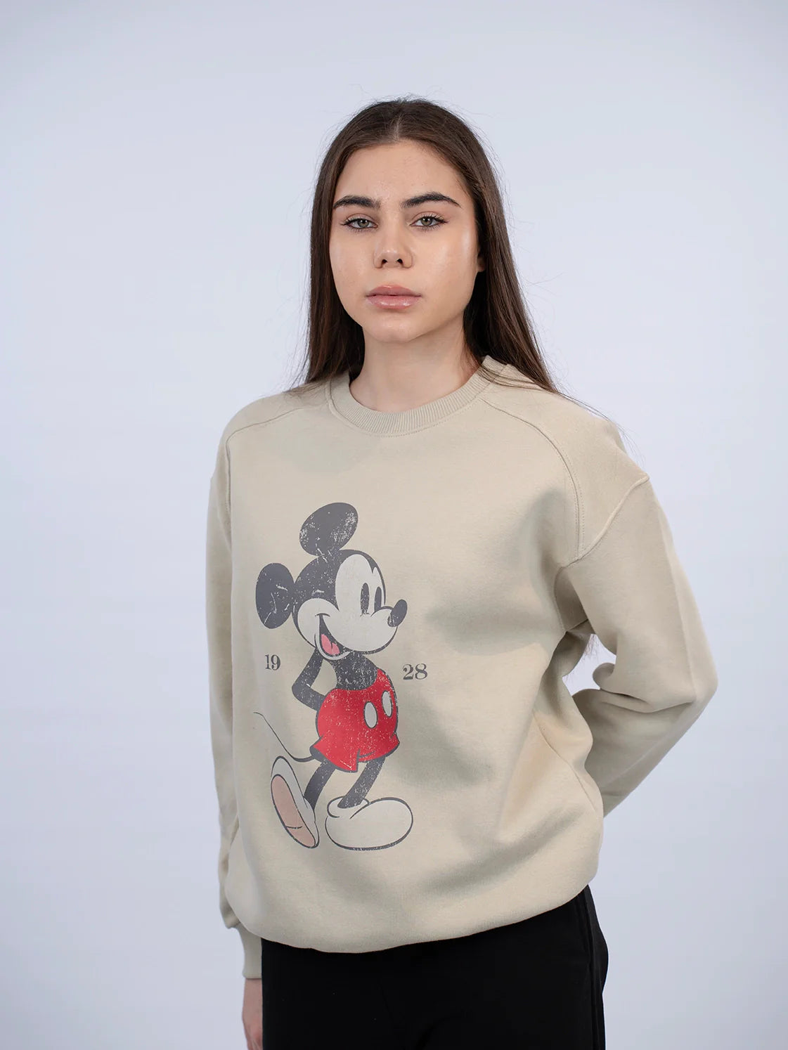 Light Green Casual Sweater With Cartoon Front Design