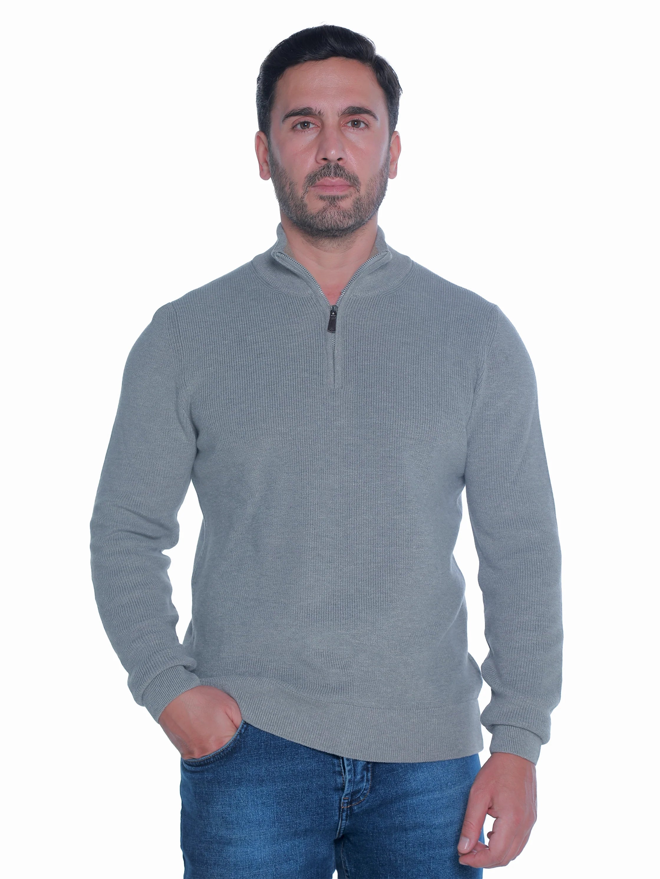 Long Sleeved Grey Pullover With Thin Ribbed Design