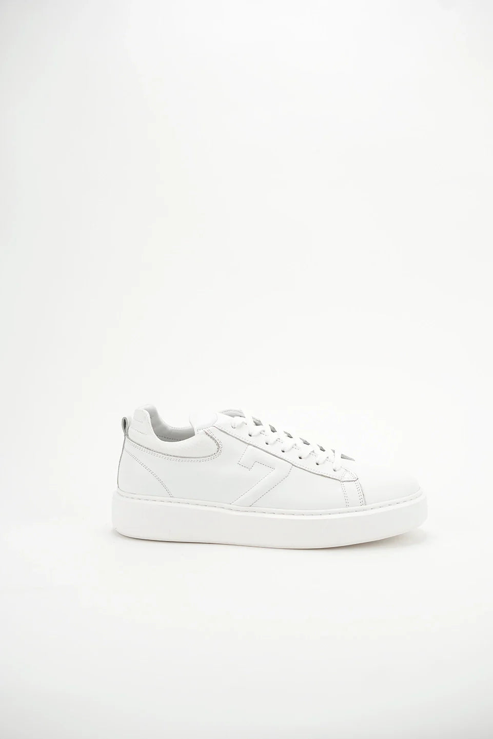 Leather White Shoes With White Insole