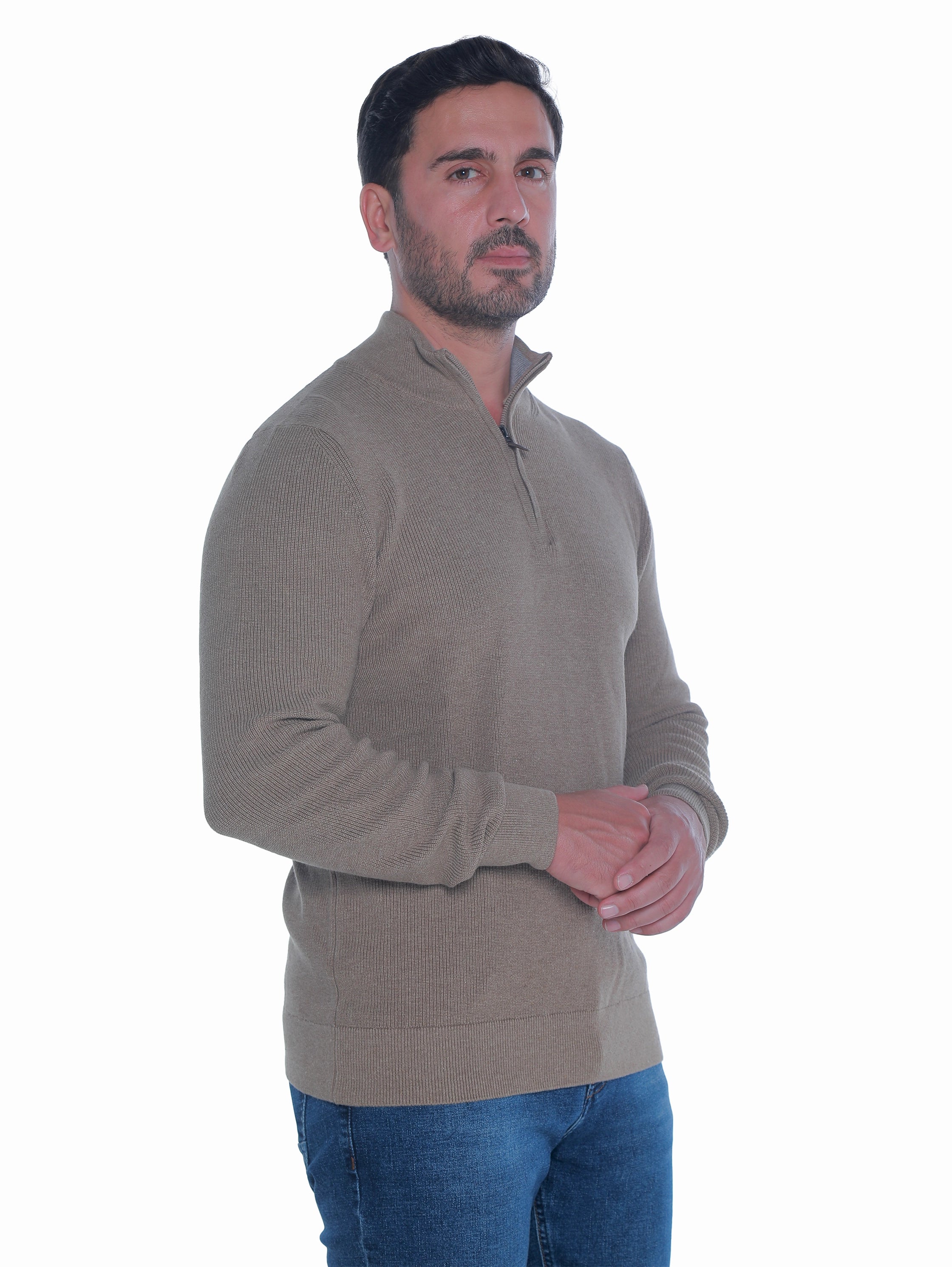Long Sleeved Beige Pullover With Thin Ribbed Design