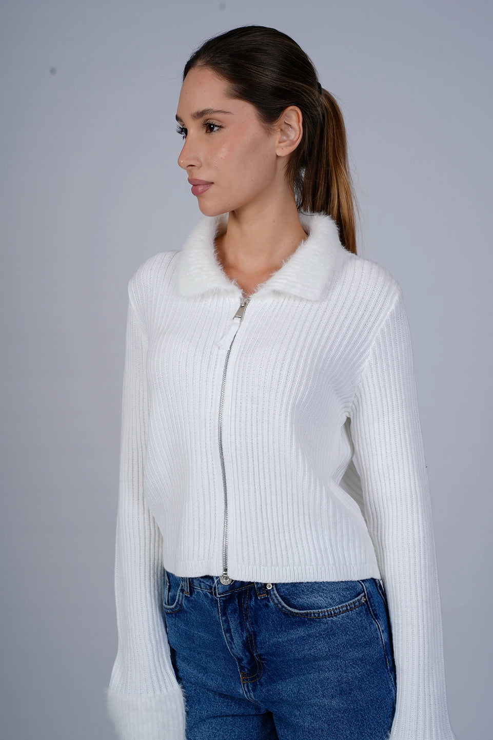 White Zippered Sweater With Collar Design