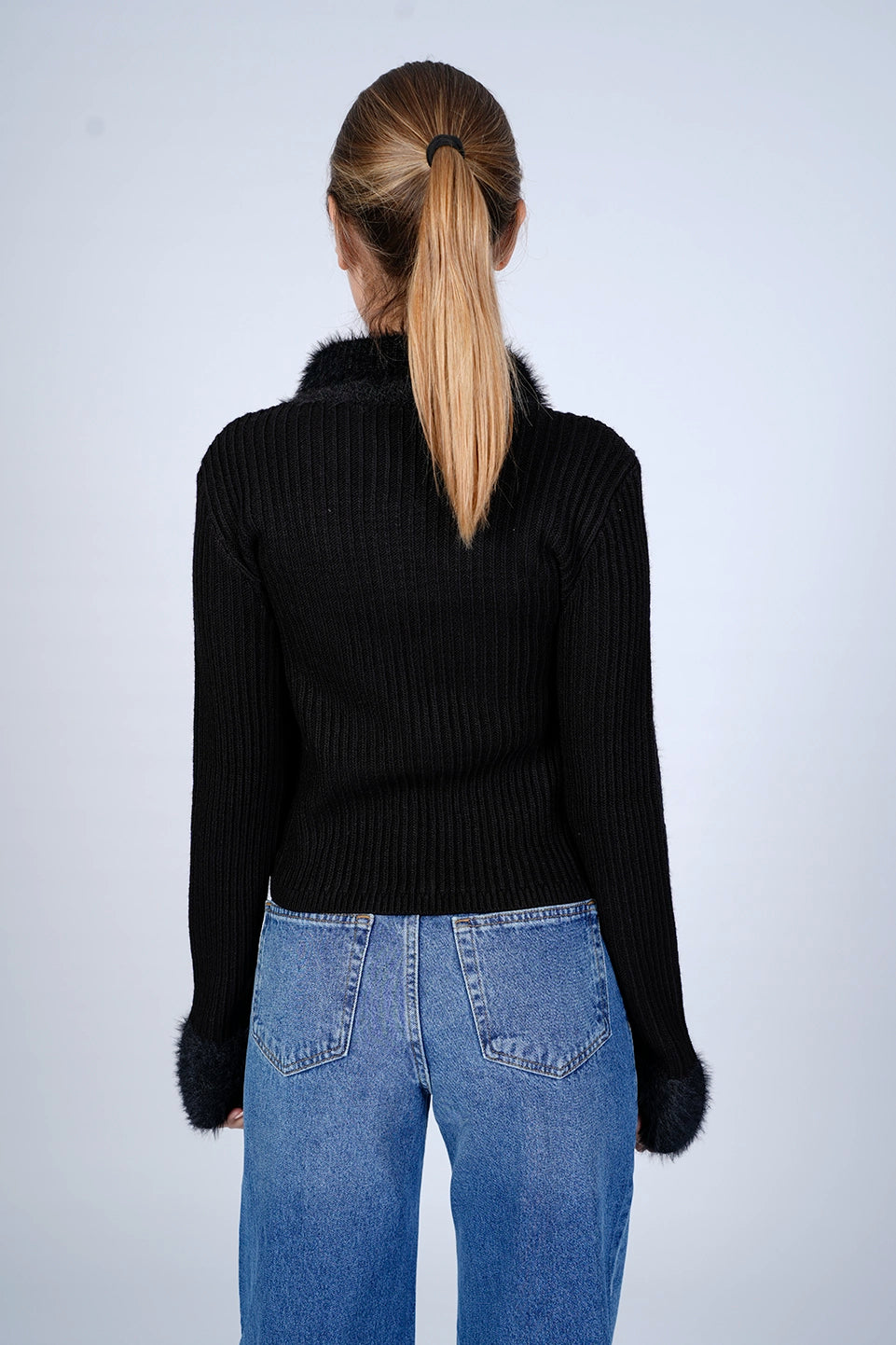 Black Zippered Sweater With Collar Design