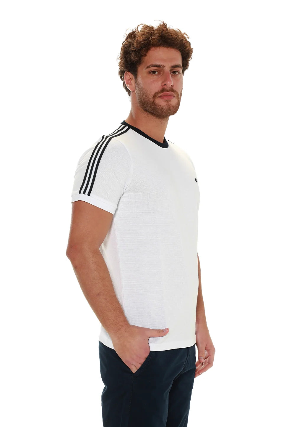 Short Sleeved White T-shirt With Shoulder Design