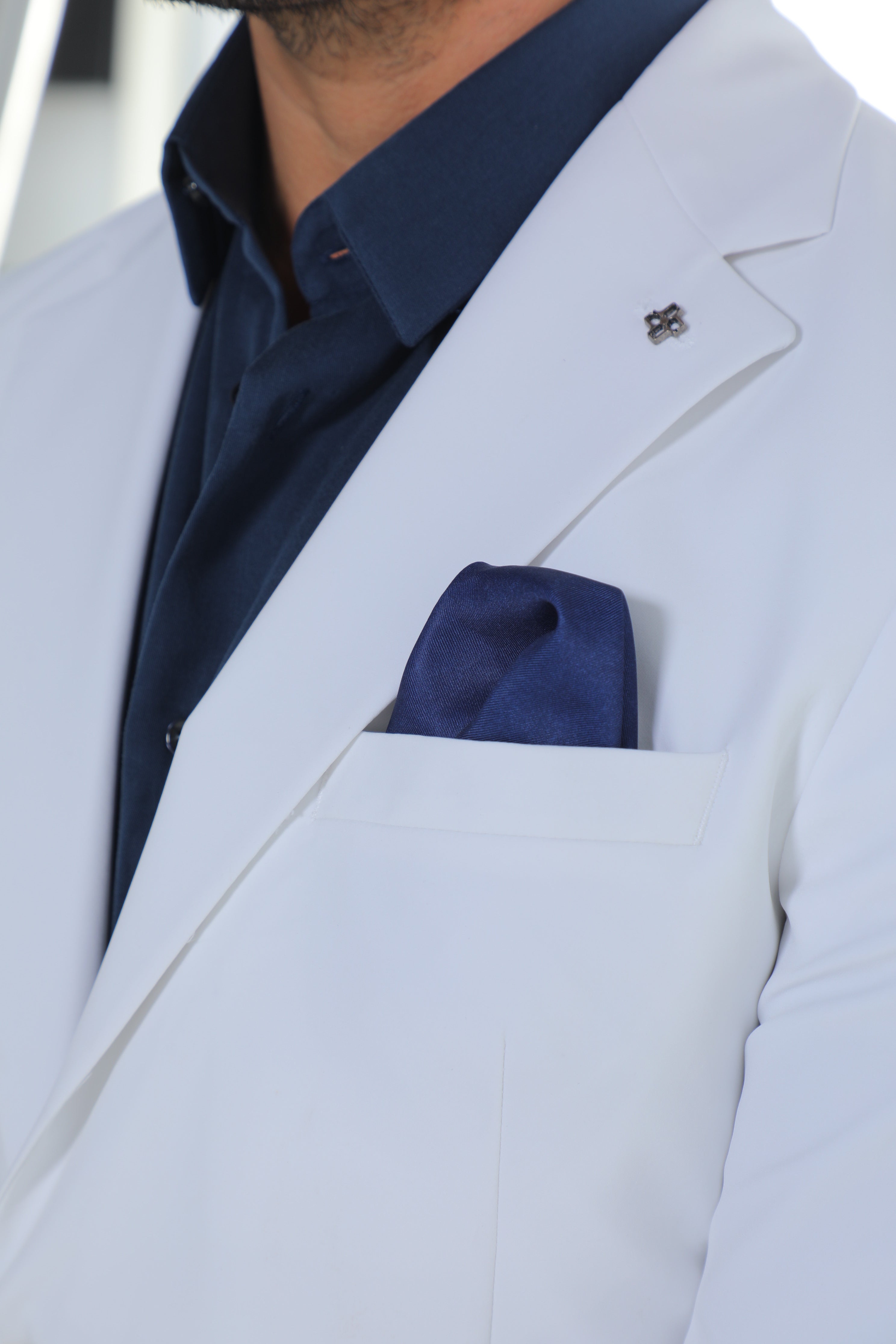 Sime-Formal White Modern Suit