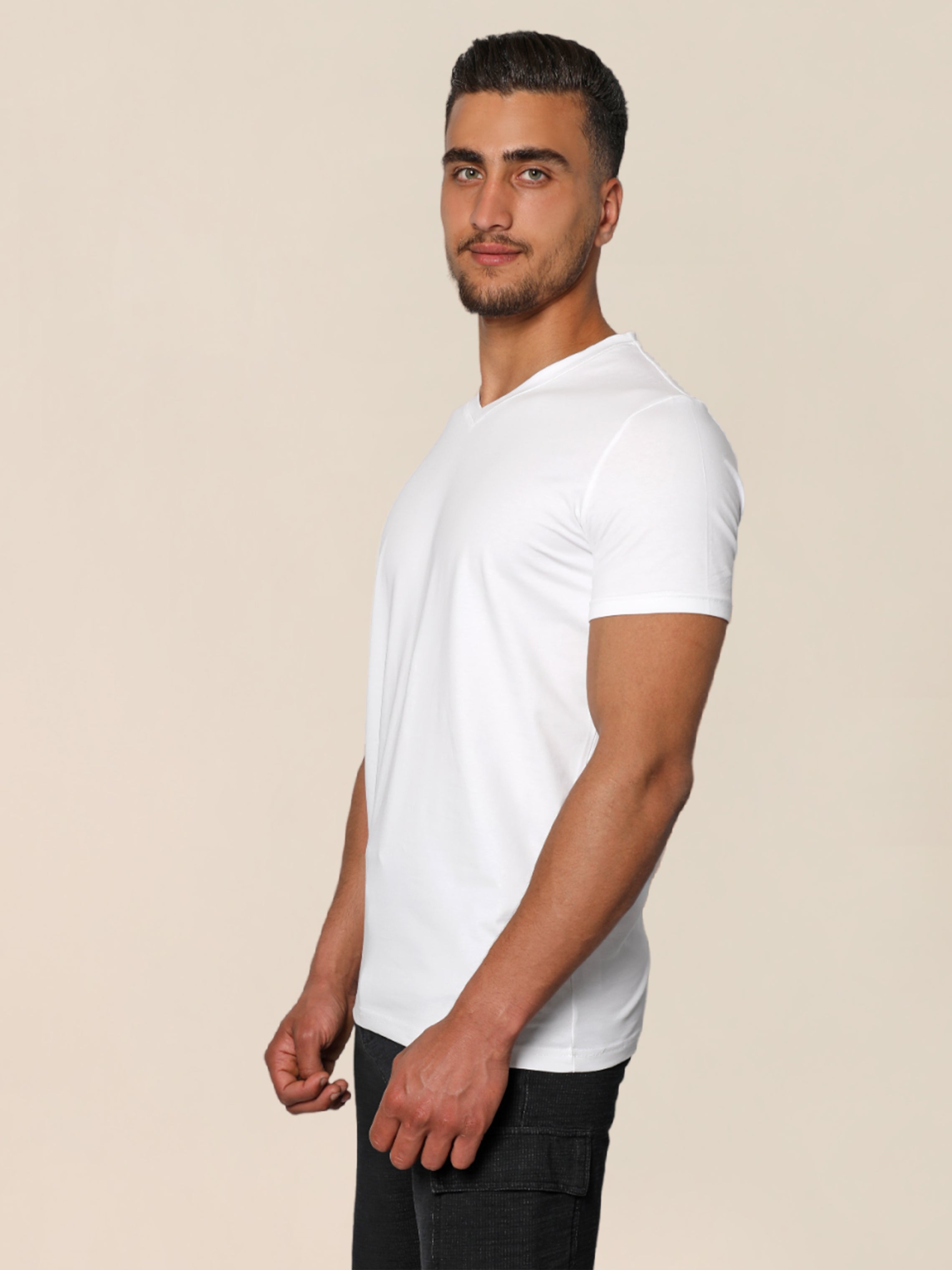 White Jack Dapper Shortsleeved Basic T-shirt With V-neck