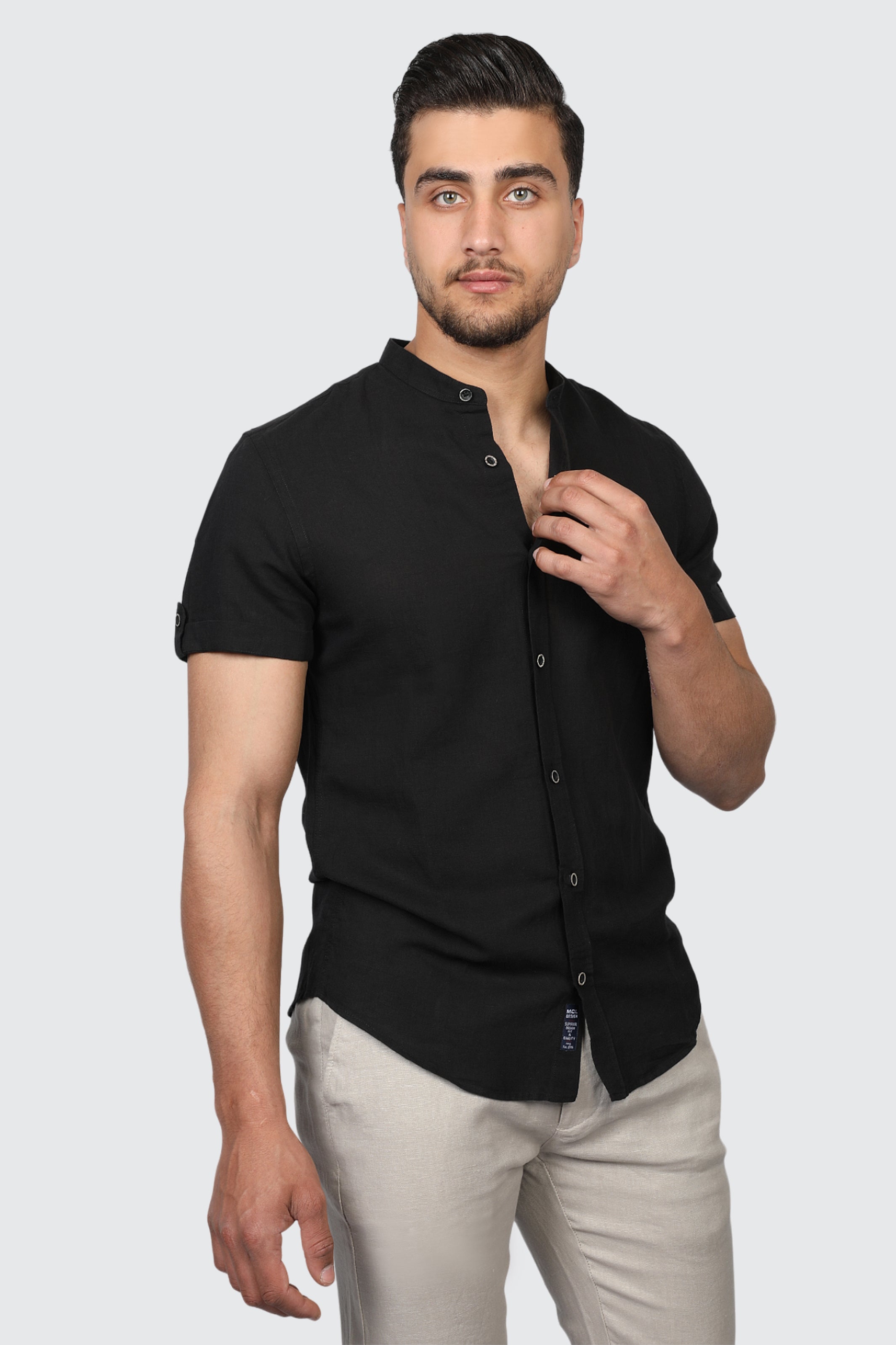 Men Black Short Sleeves Shirt With Wing Collar