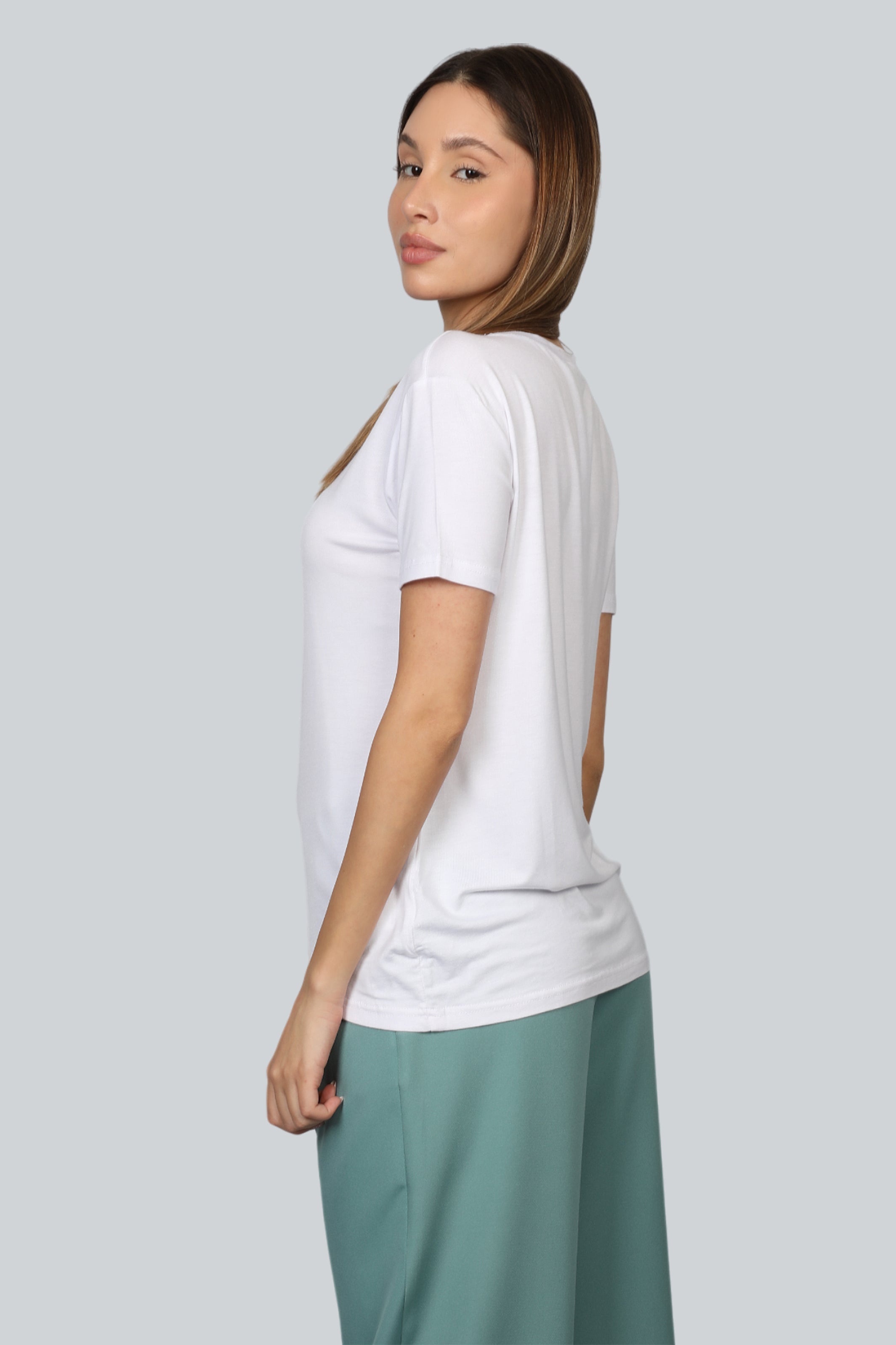 Women Short Sleeves White Top With Neck Design