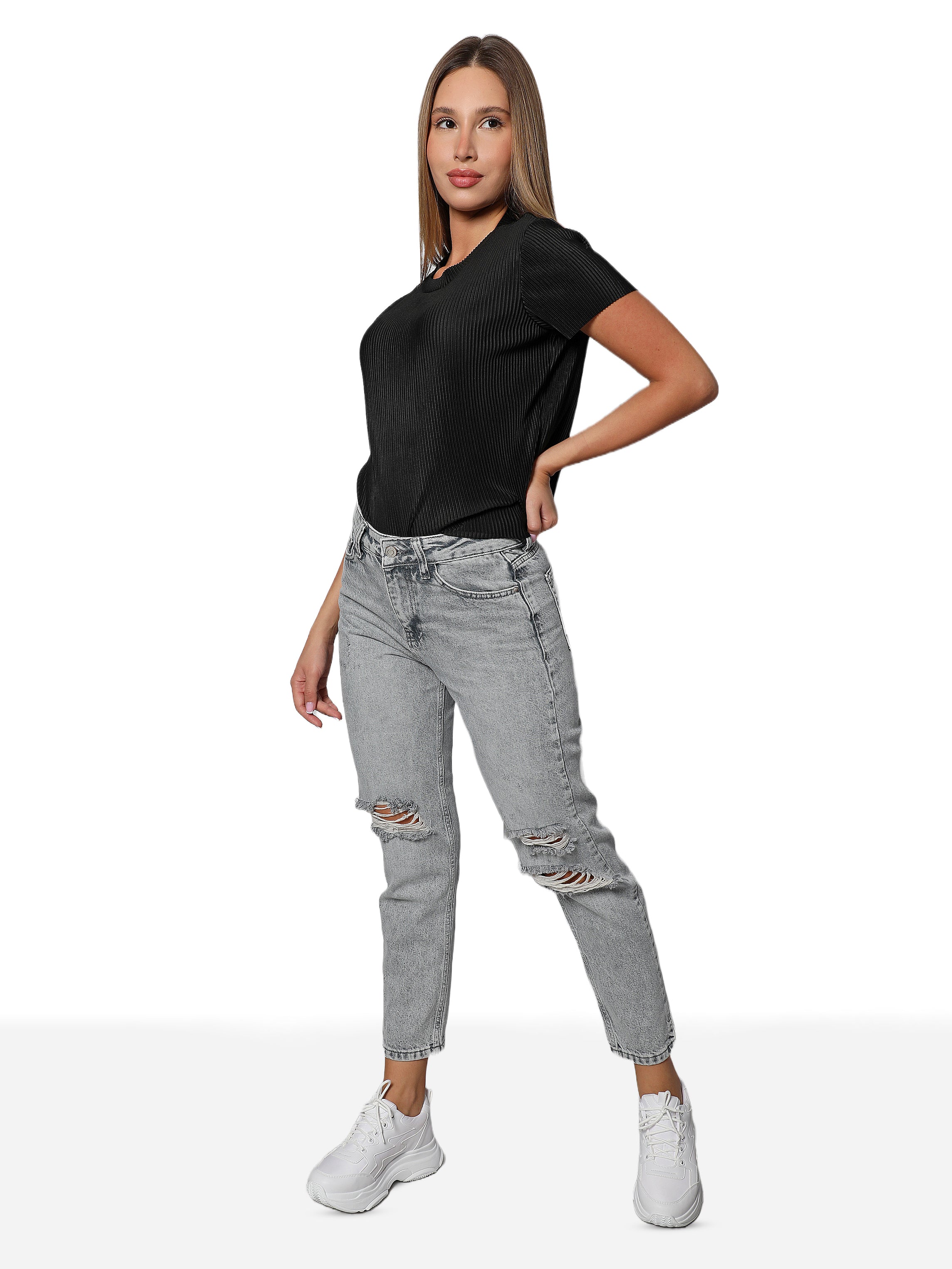 Women Grey Denim Jeans With Ripped Design
