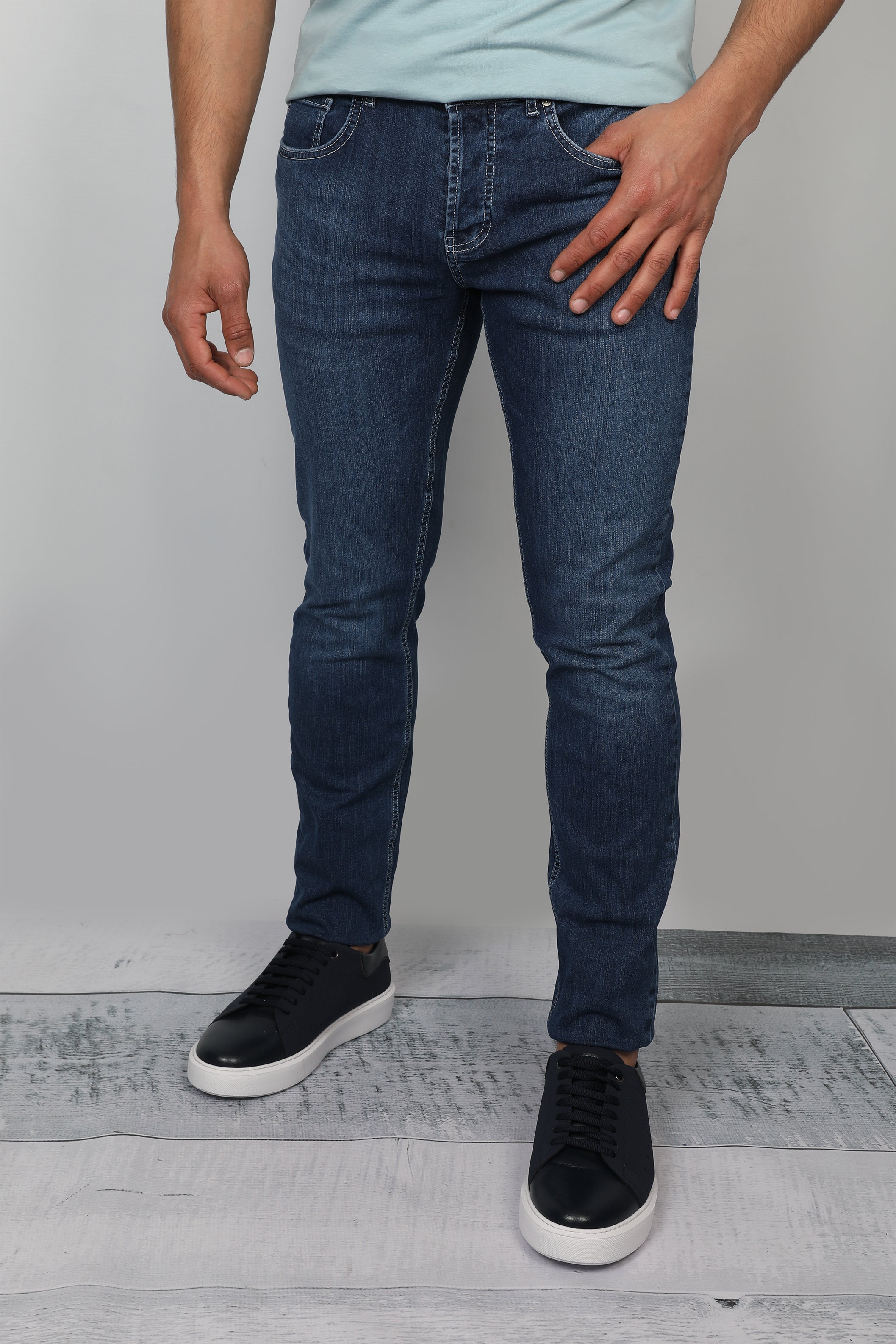 Men Blue Skinny Denim Jeans