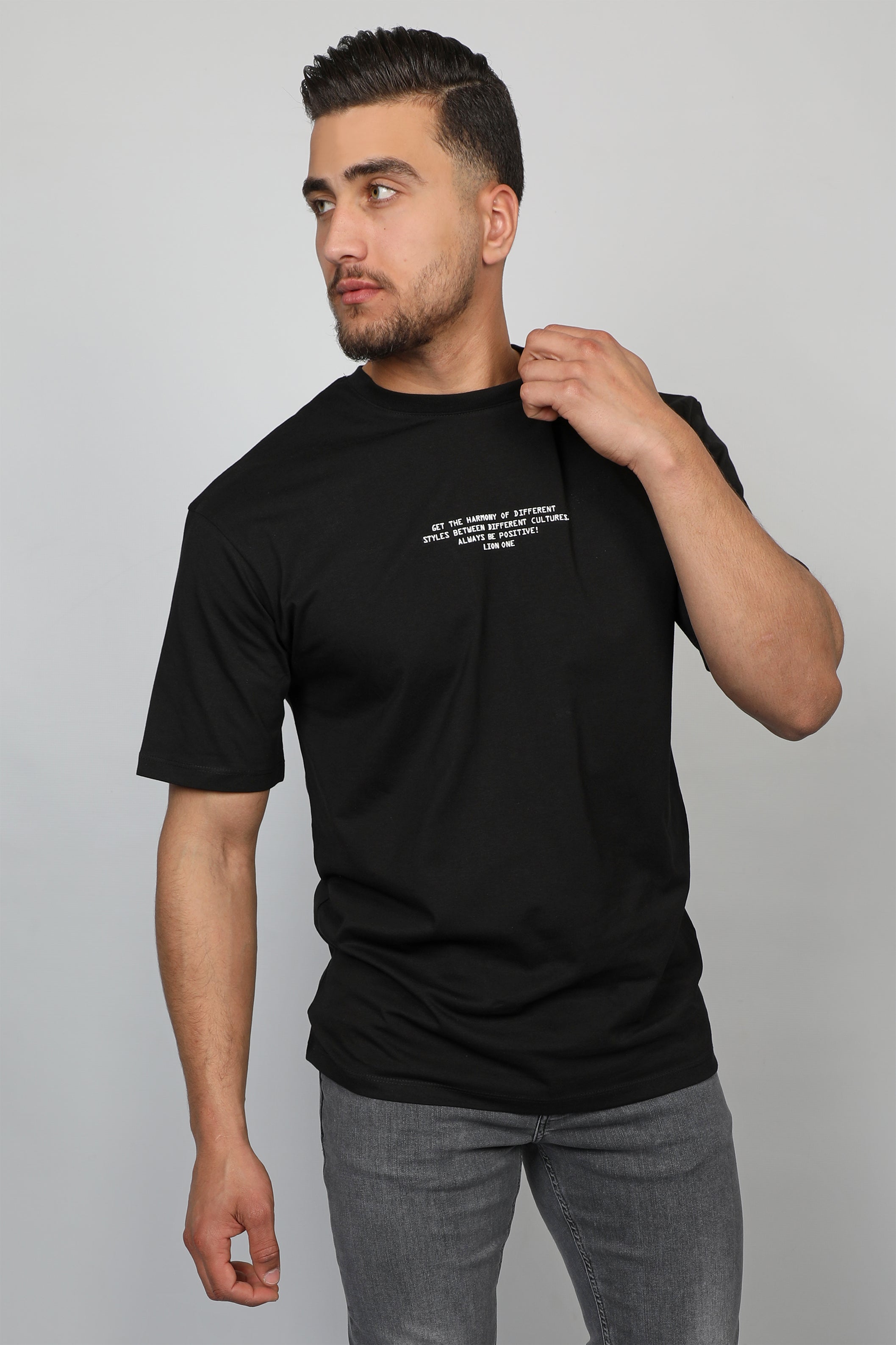Black T-shir With Front And Back Neck Logo