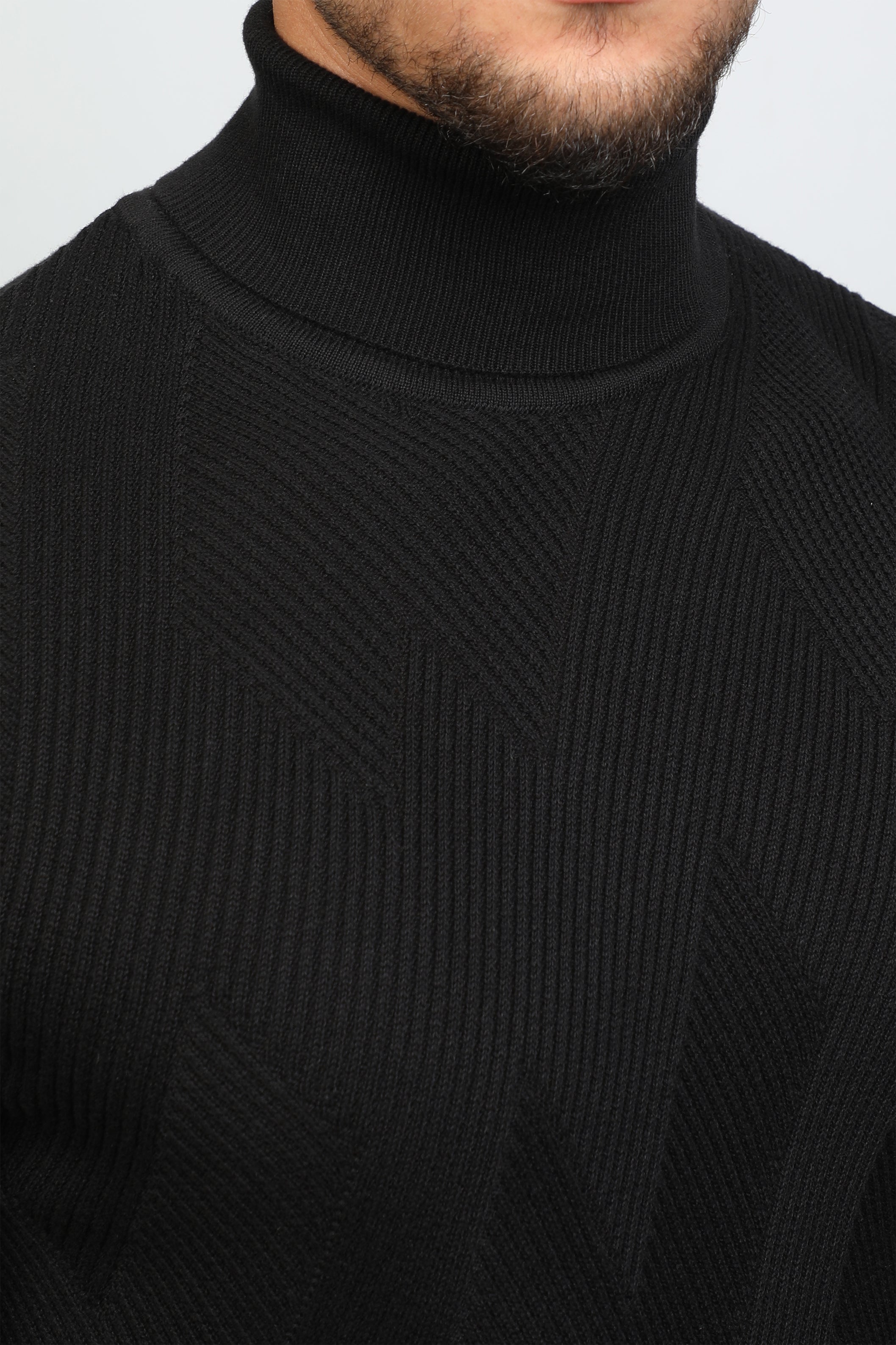 Men Classy Black Turtle Neck Patterned Sweater