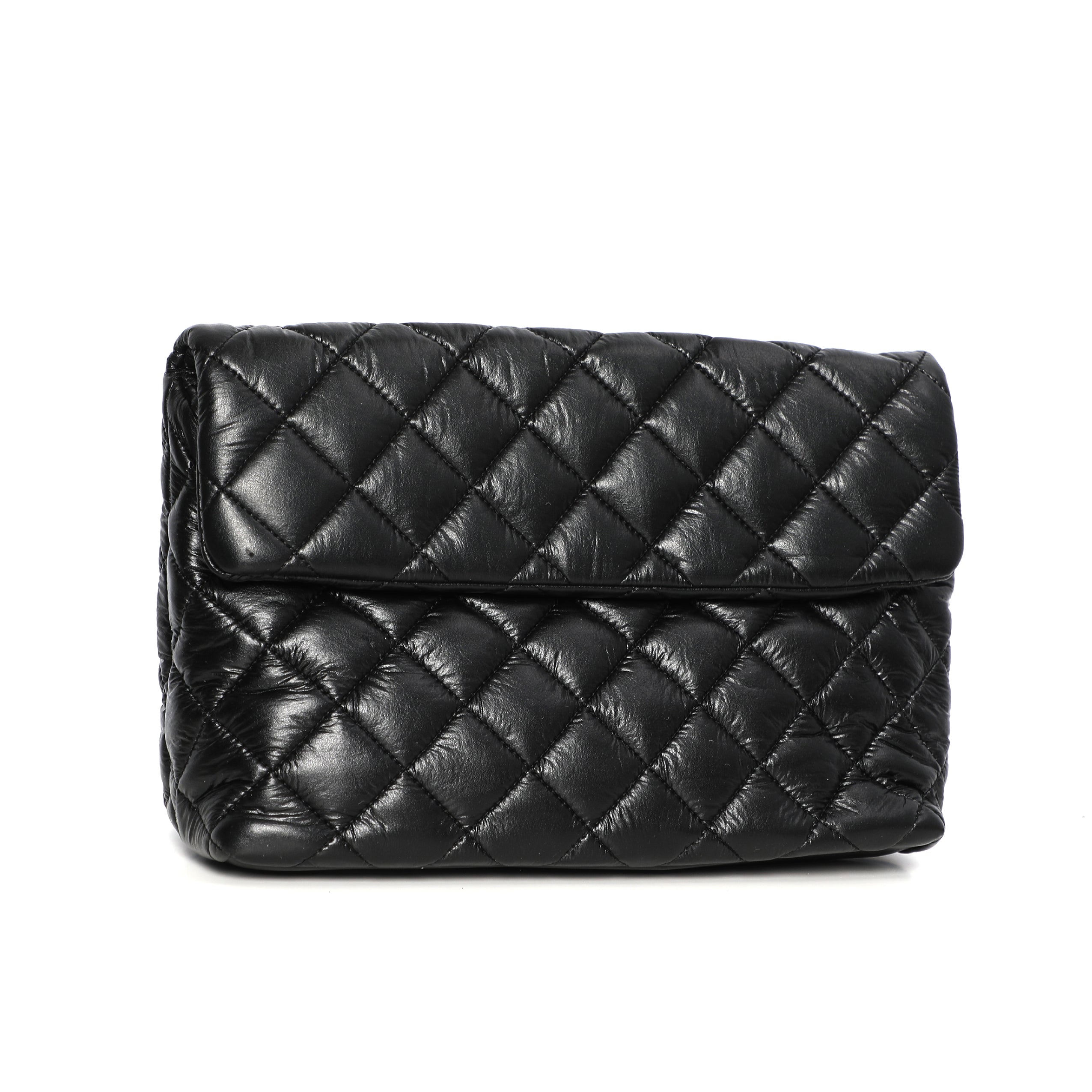 Women Black Hand-Bag With Rhombus Shape Design
