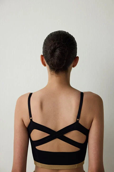 Penti Seamless Cross Strap Black Sport Bra