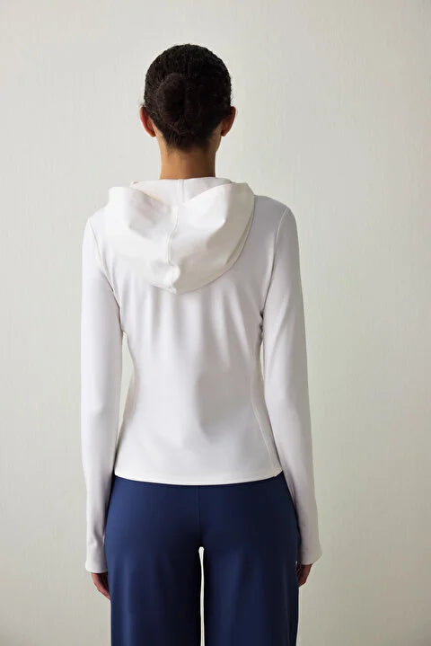 Penti White Thermal Effect Long Sleeve Hooded Top