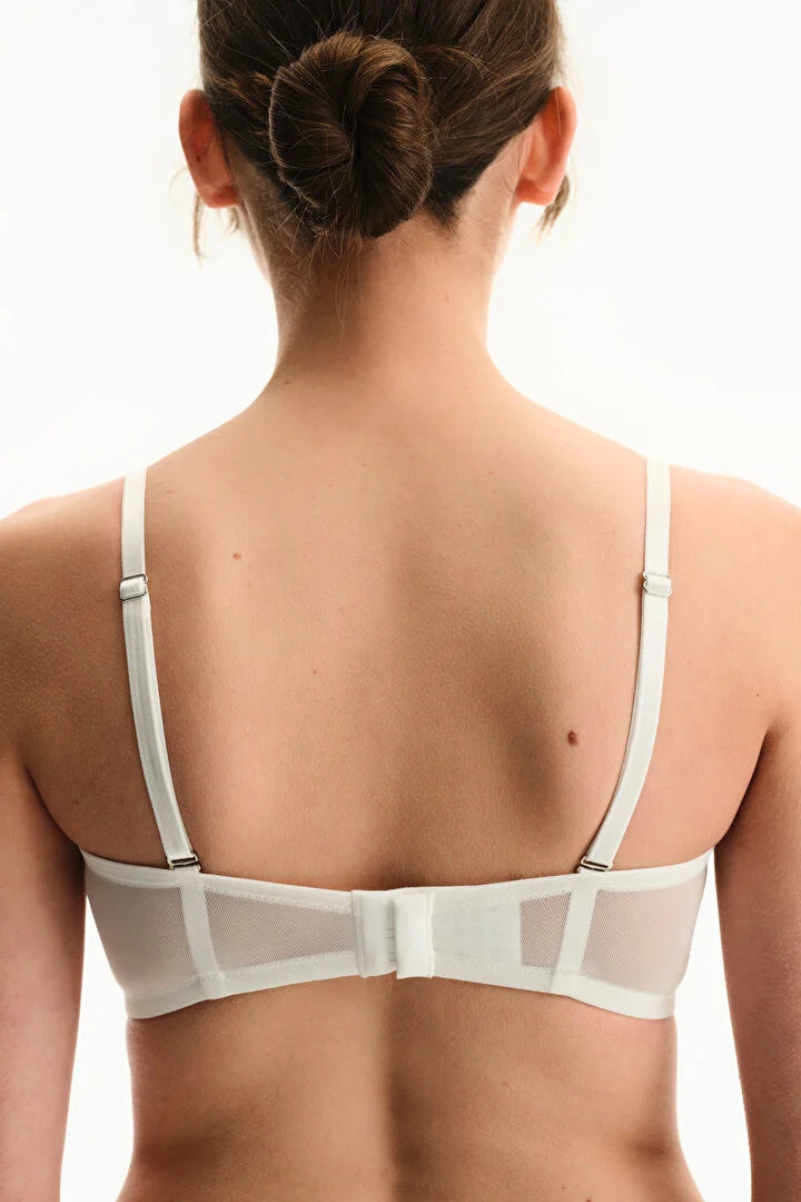 Penti Off-White Lotus Strapless Broderie Bra