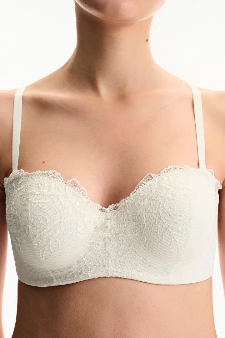 Penti Off-White Lotus Strapless Broderie Bra