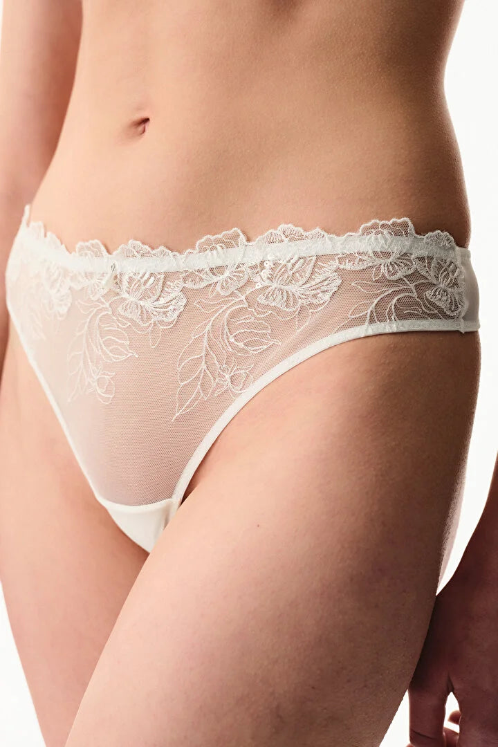 Penti Off White Broidery Thong