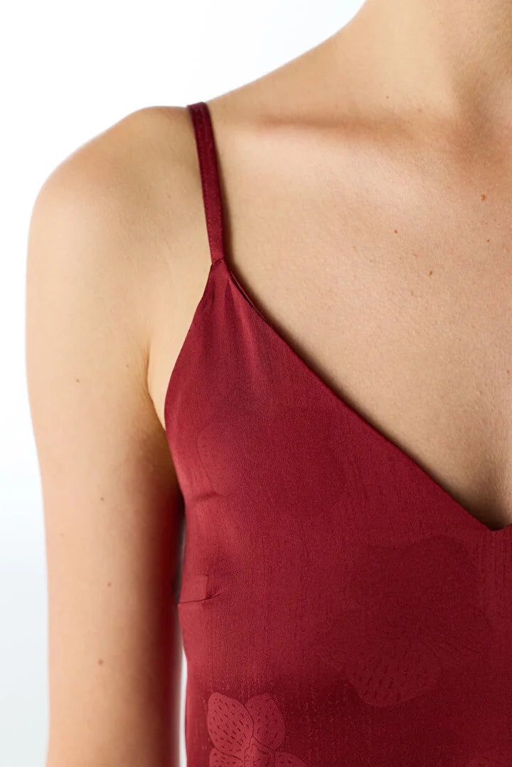 Penti Bordeaux Orquidea Satin Floral Nightgown