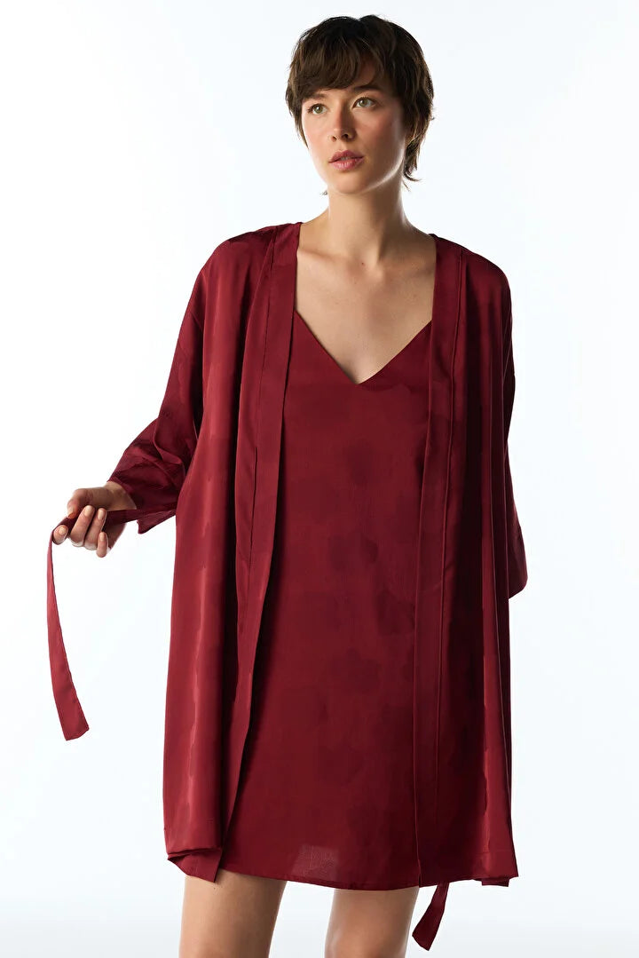 Penti Bordeaux Orquidea Satin Floral 3/4 Sleeve Robe