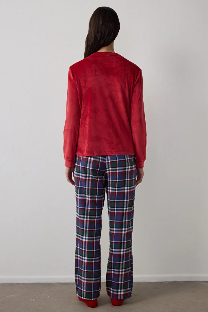 Penti Red Comfy Time Crew Neck Plaid Pajama Set