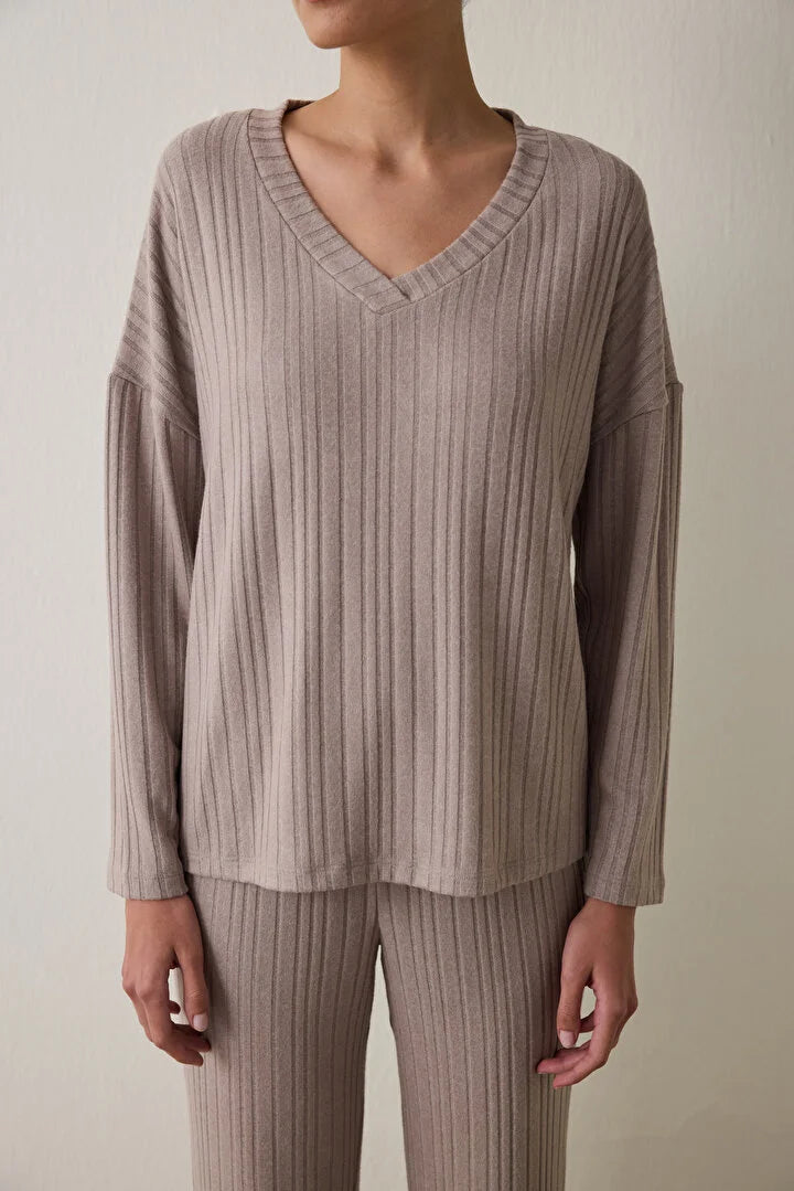 Penti Latte Mocha Soft V-Neck Long Sleeve Pajama Set
