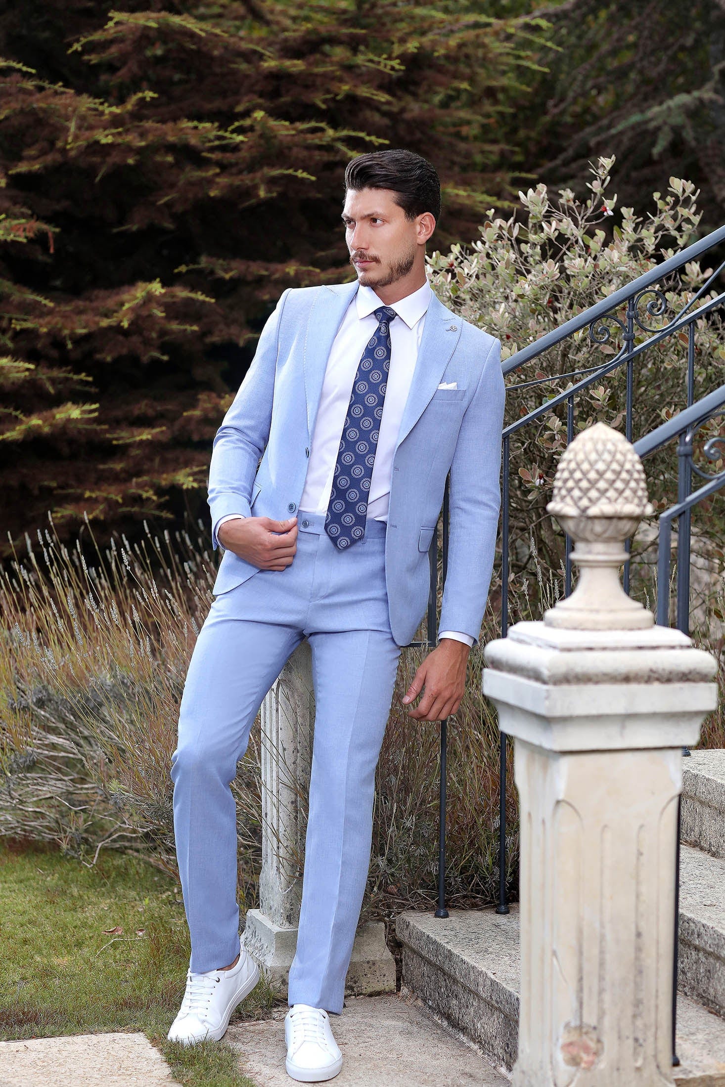 Men Sky-Blue Classic 2-Piece Suit