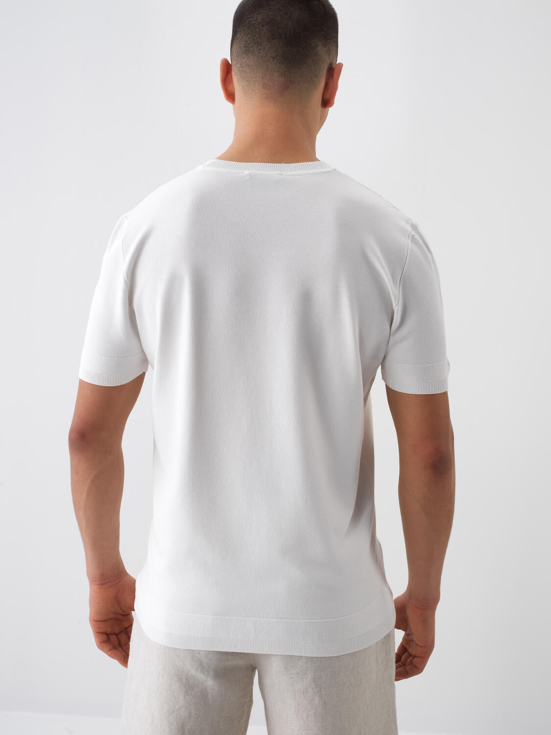 Xint Regular Fit White Round Neck T-shirt