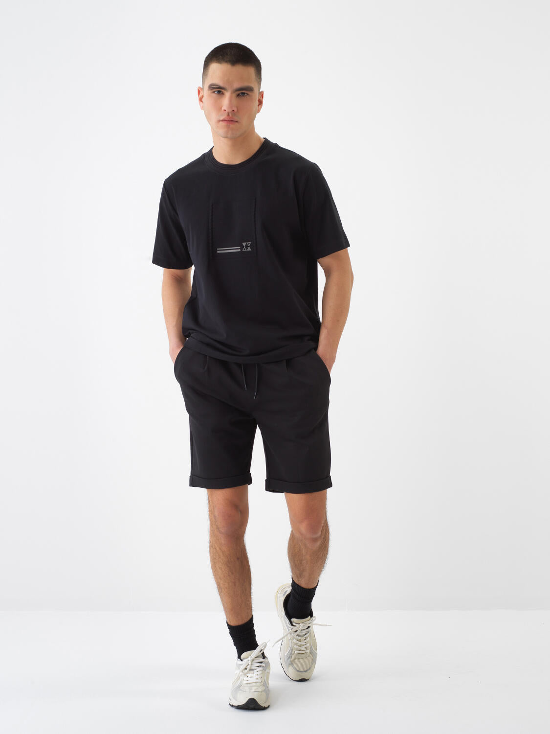 Xint Black Cotton Short With Elastic Waist