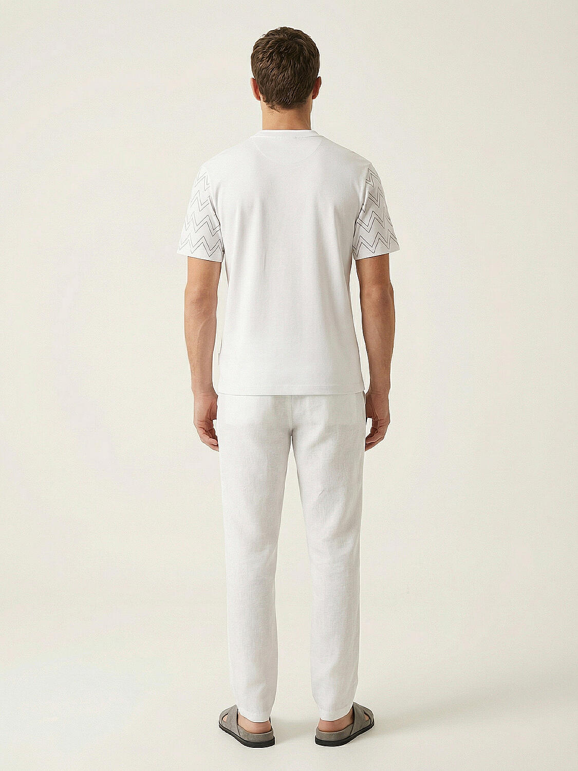 Xint White Regular Fit Cotton T-Shirt With Printed Design