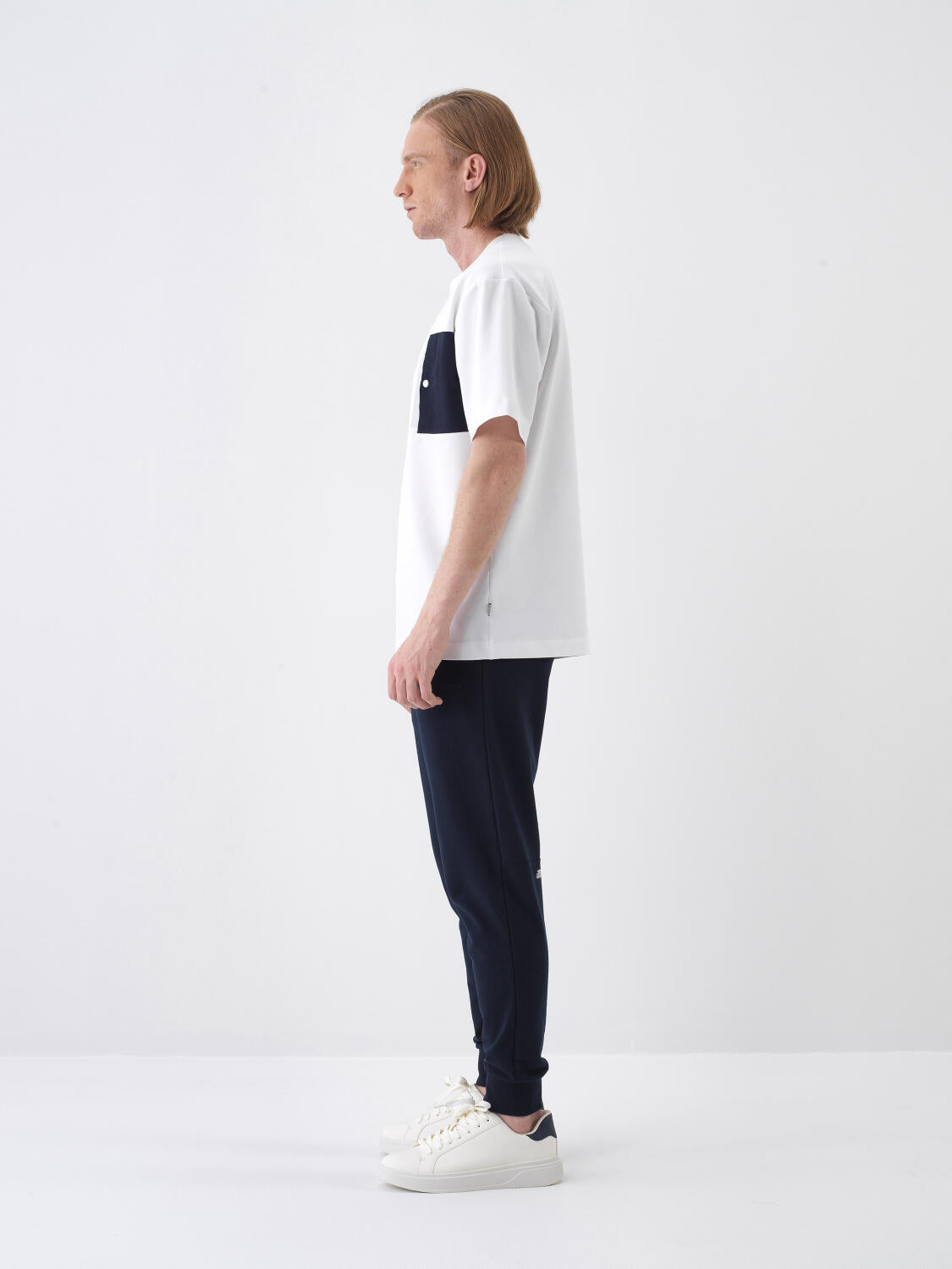 Xint White Cotton T-shirt With Chest Pocket