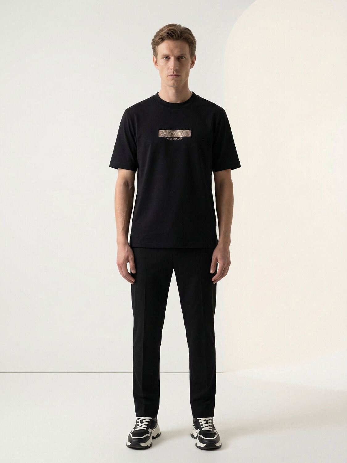 Xint Black Short Sleeved Printed Design T-Shirt