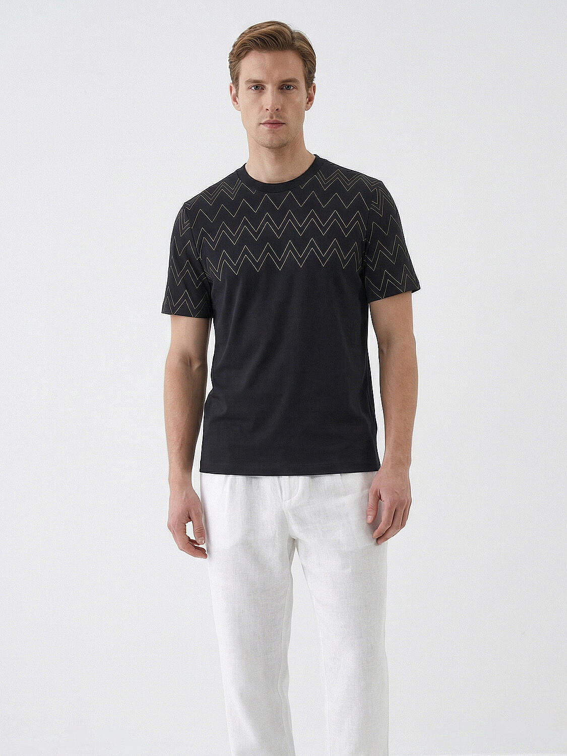 Xint Black Regular Fit Cotton T-Shirt With Printed Design