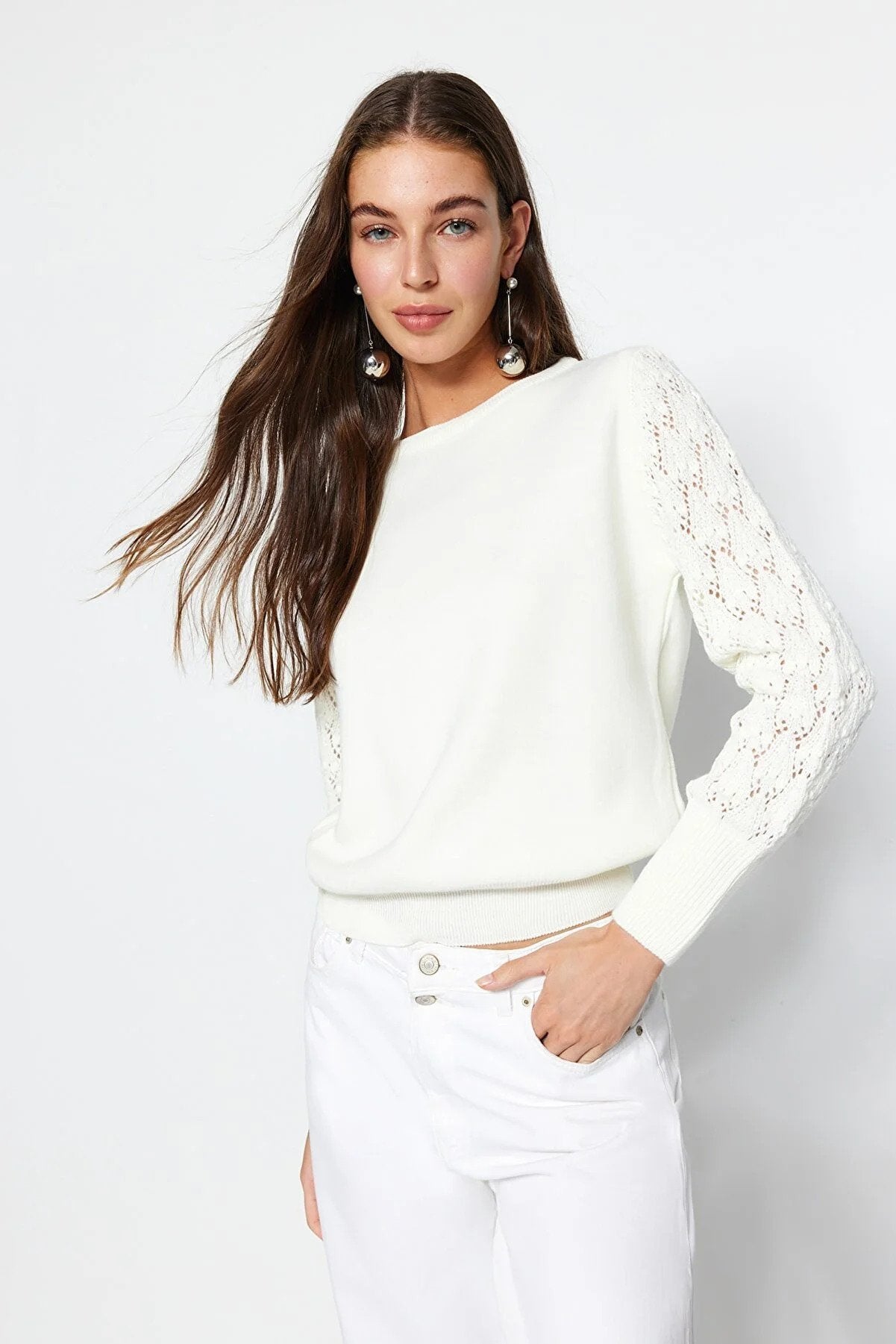 Trendyol Regular Fit Fashionable White Sweater