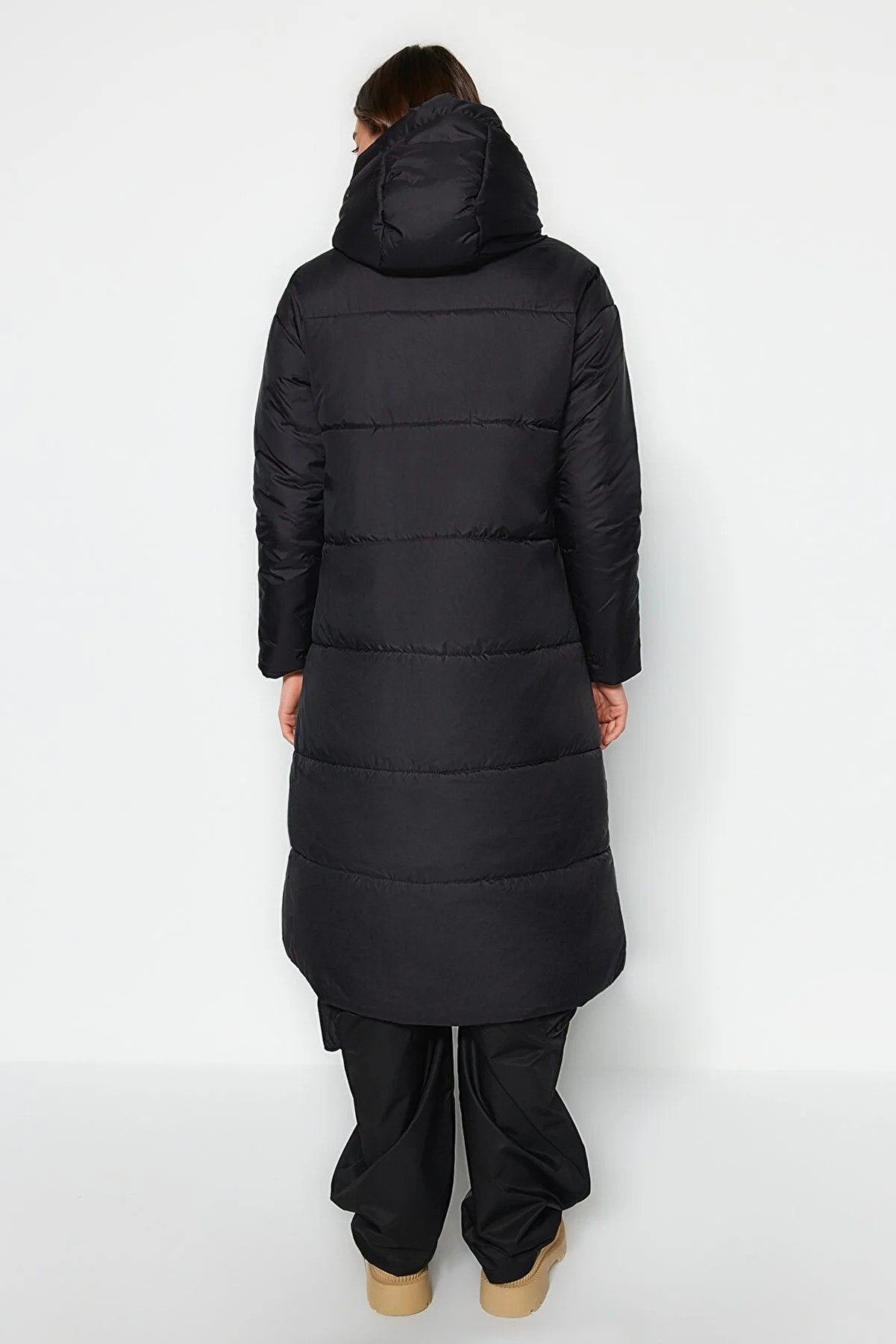 Trendyol Winter Black Puffer Coat