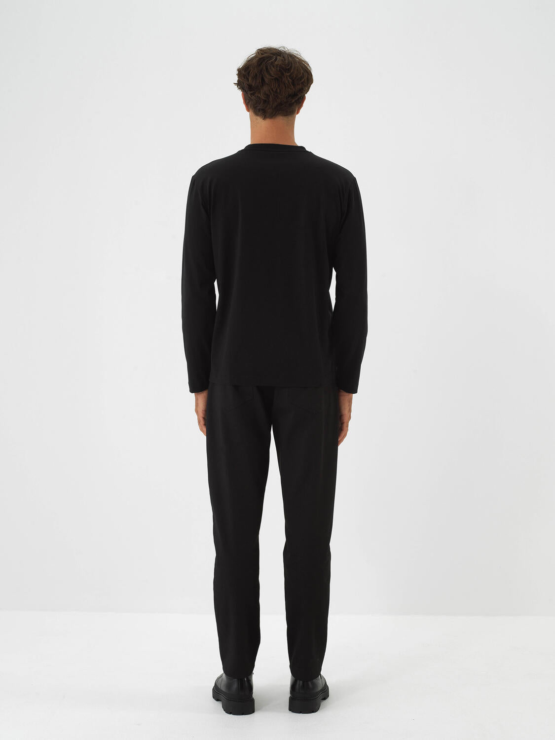 Xint Black Regular Fit Long Sleeve Pullover