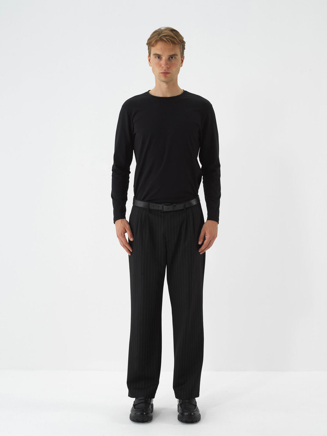 Xint Black Textured Slim Fit Long Sleeve T-Shirt