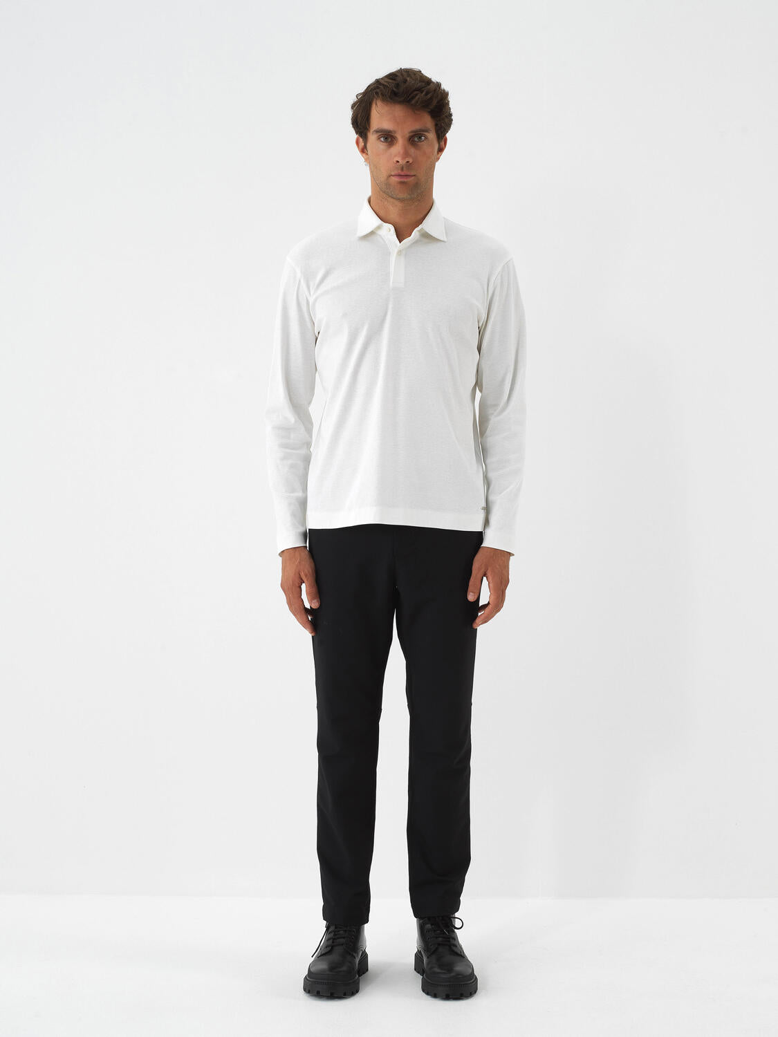 Xint Off.White Textured Regular Fit T-Shirt