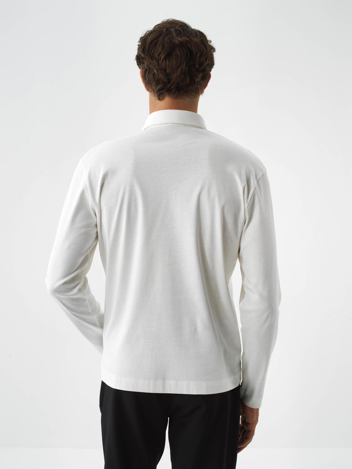 Xint Off.White Textured Regular Fit T-Shirt