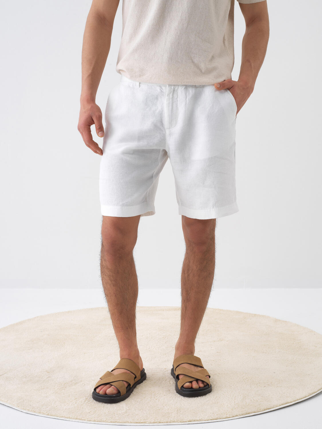 Xint Off White Regular Fit Linen Shorts