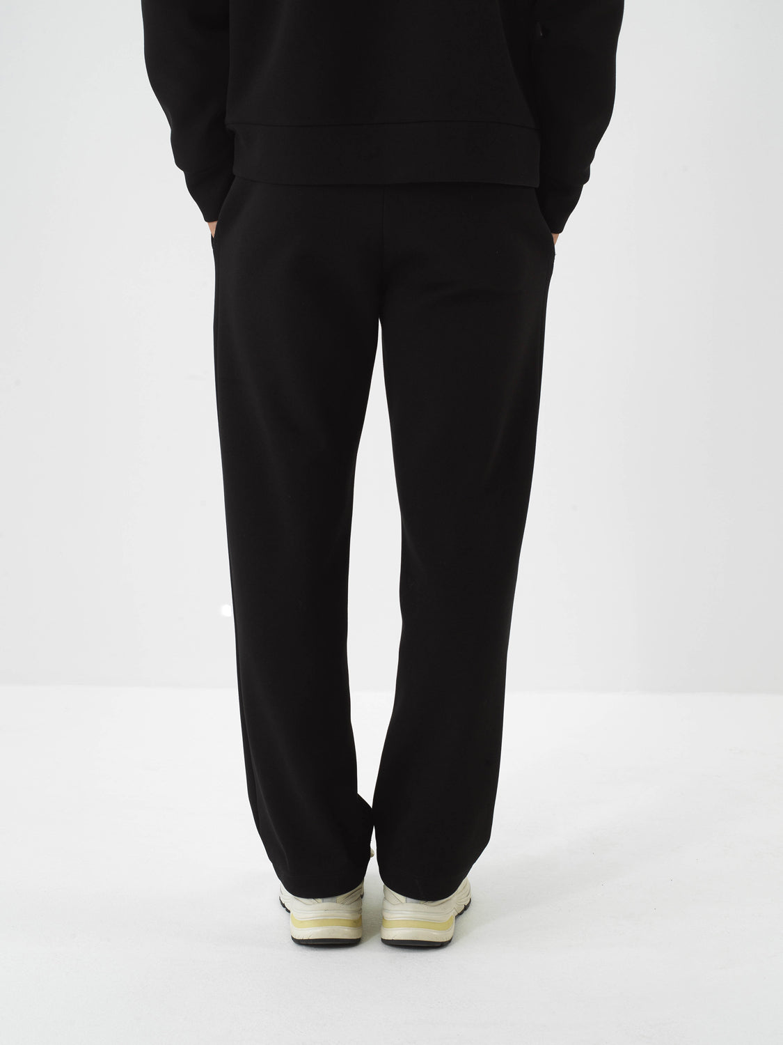 Xint Black Cotton Oversized Jogging