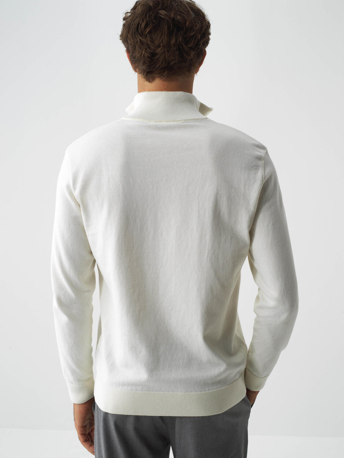 Xint Off.White Cotton Textured Regular Fit Sweater