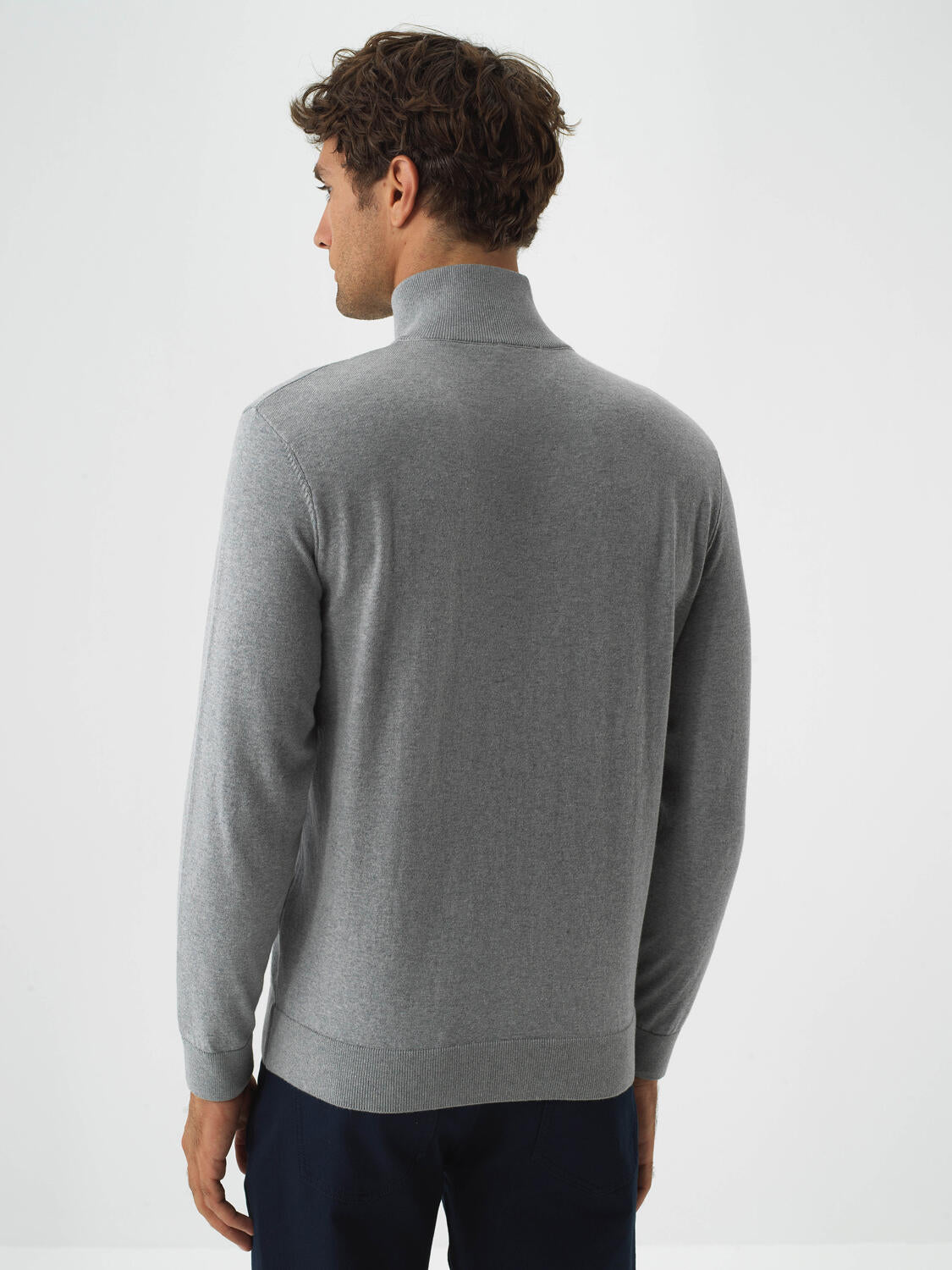 Xint Grey Cotton Textured Regular Fit Sweater