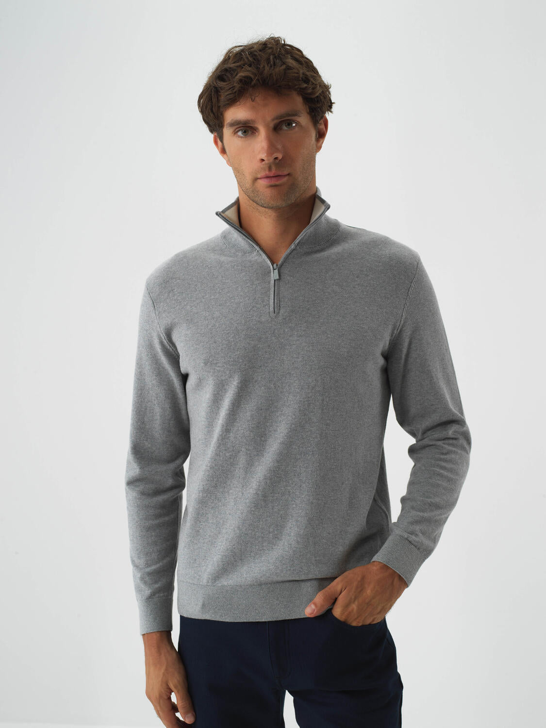 Xint Grey Cotton Textured Regular Fit Sweater