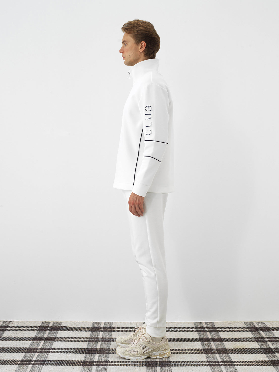 Xint Offwhite Textured Regular Fit Pullover